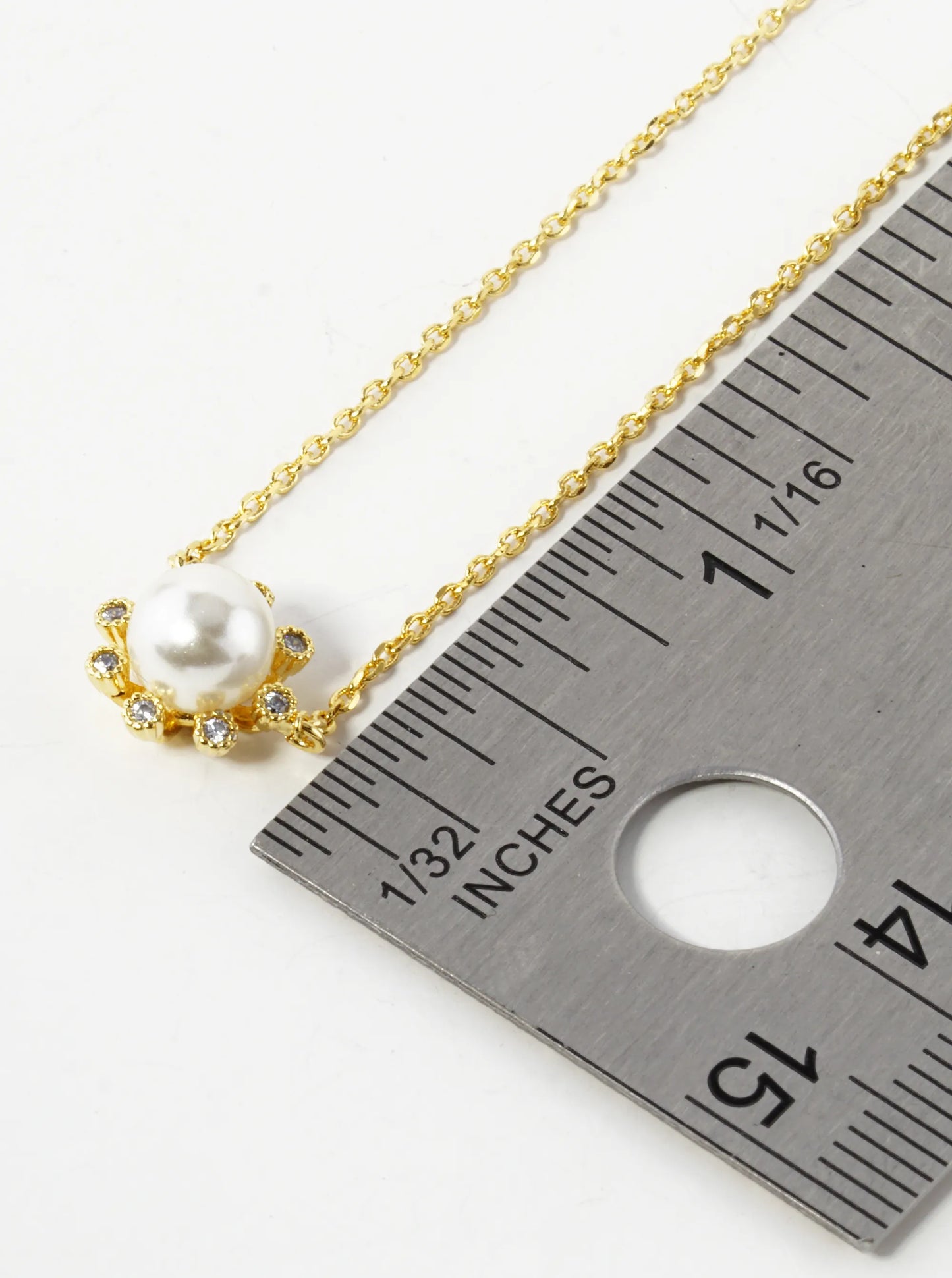 18K Gold Dipped 6mm Pearl Flower Pendant Necklace