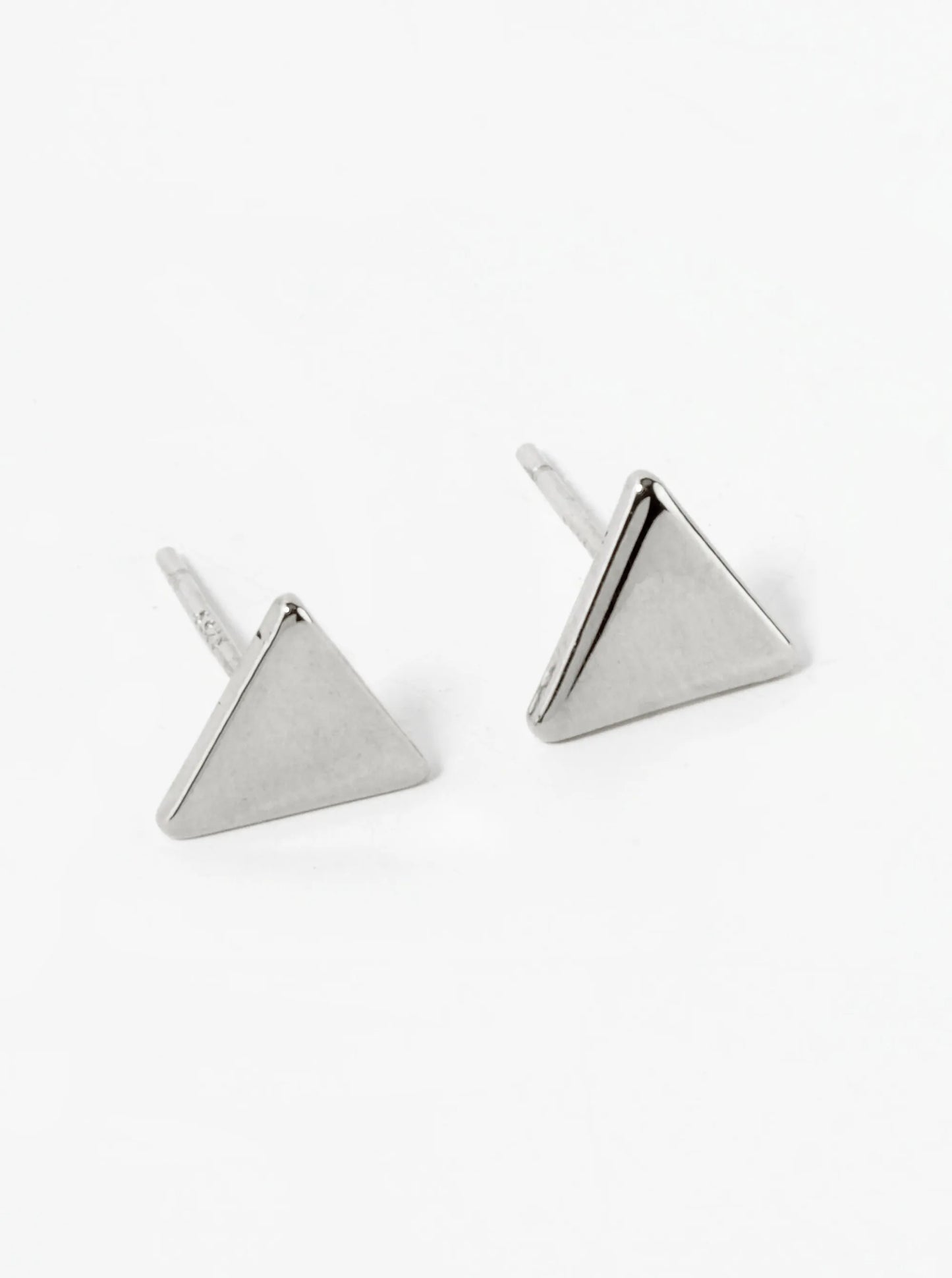 18K Gold Dipped 7mm Flat Triangle Stud Earrings