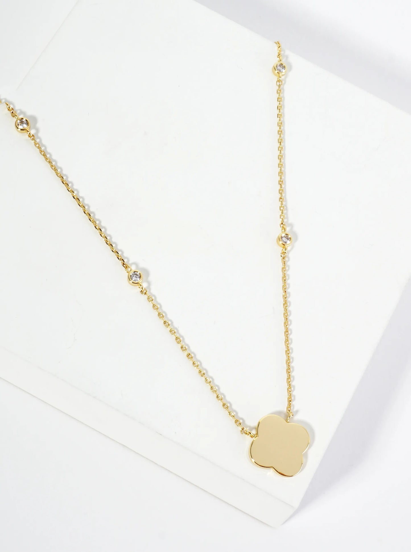 18K Gold Dipped Brass Quatrefoil Pendant Necklace