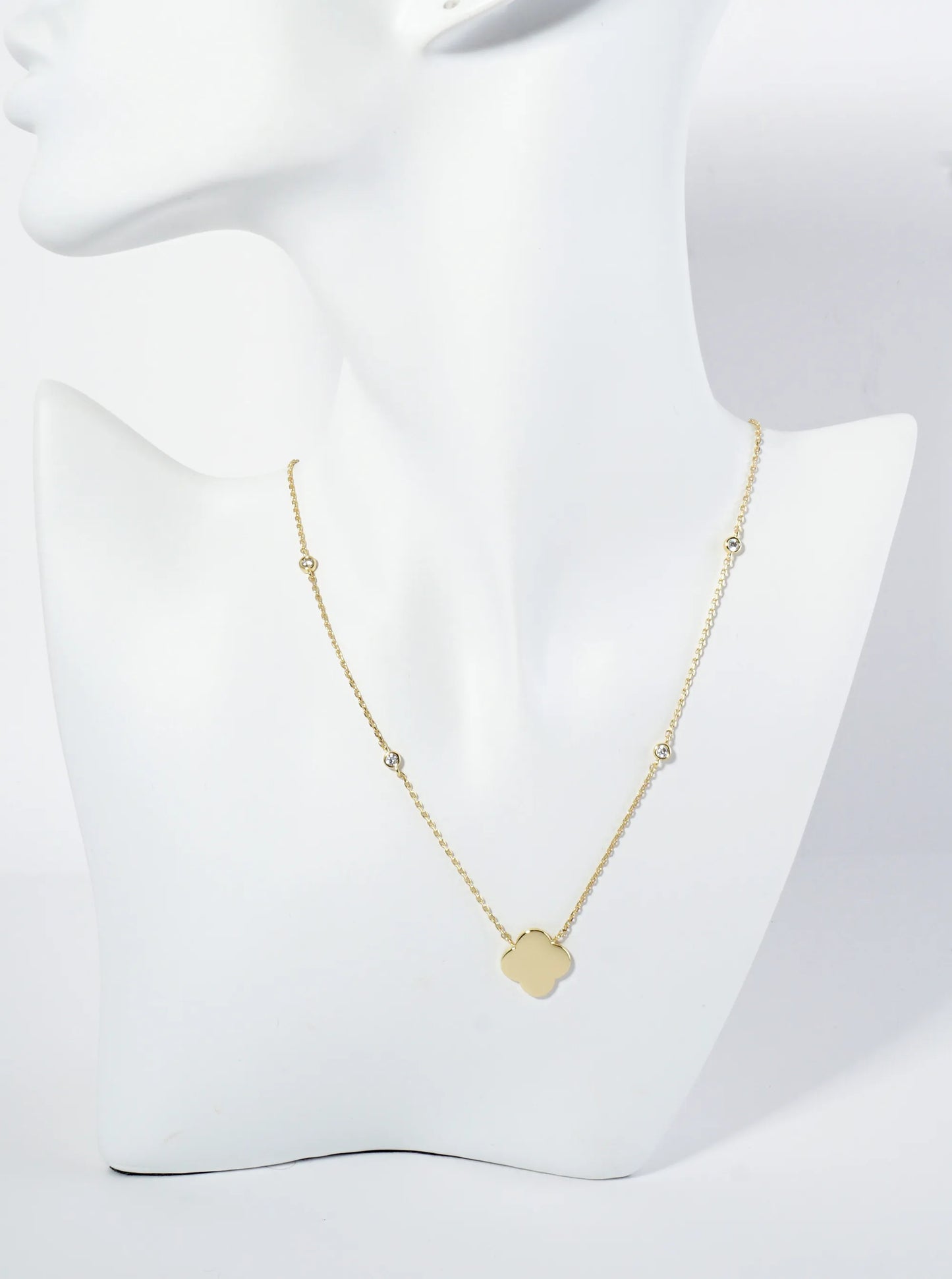 18K Gold Dipped Brass Quatrefoil Pendant Necklace