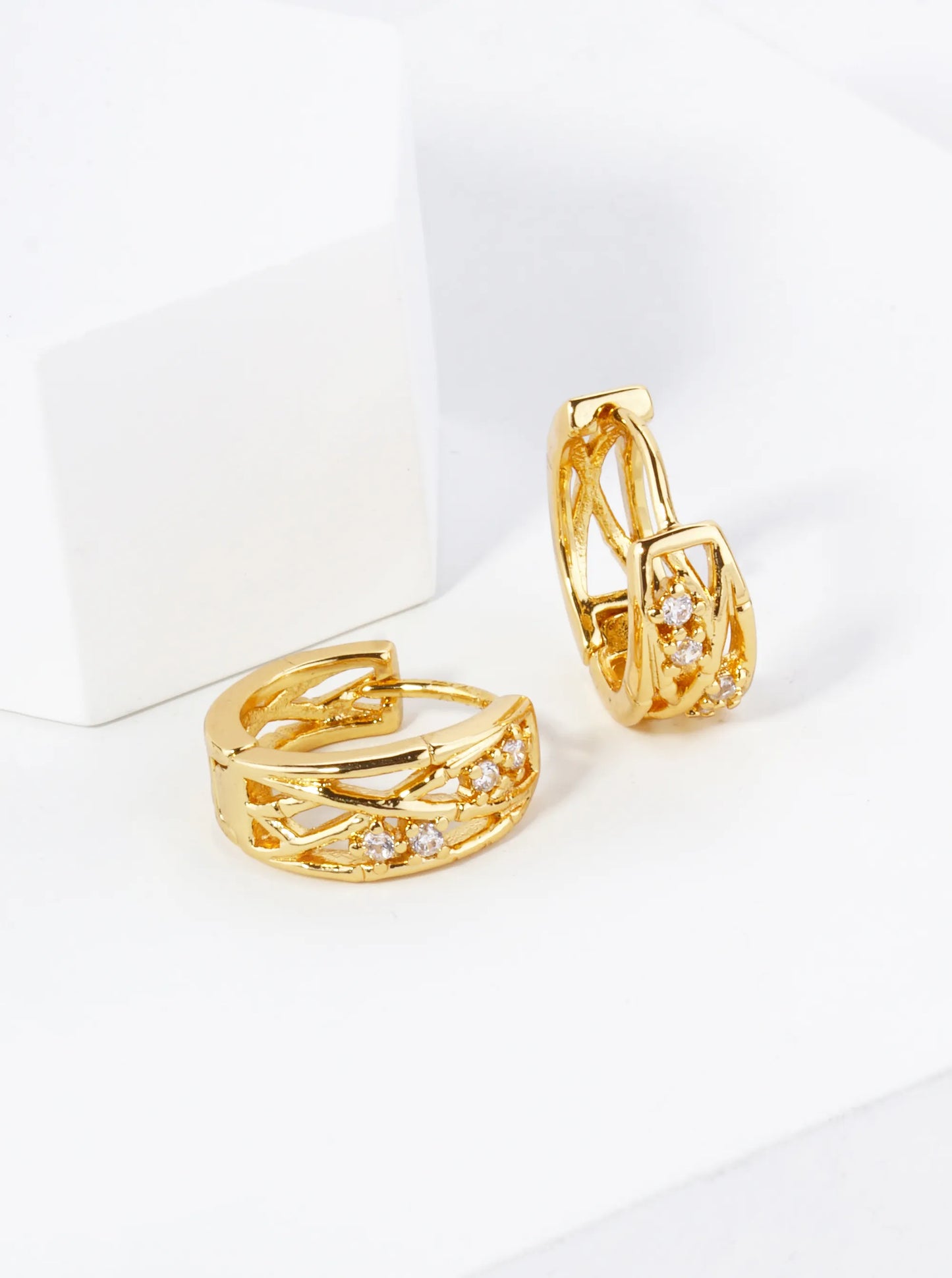 18K Gold Dipped CZ Stone Filigree 15mm Brass Huggie Hoop Earrings