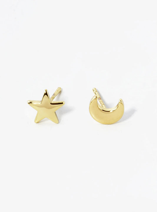 18K Gold Dipped Dainty 7mm Star And Moon Asymmetric Brass Stud Earrings