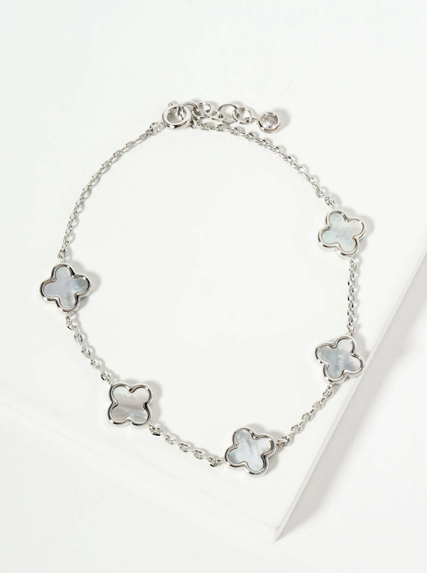 18K Gold Dipped Five 9mm Quatrefoil Station Bracelet