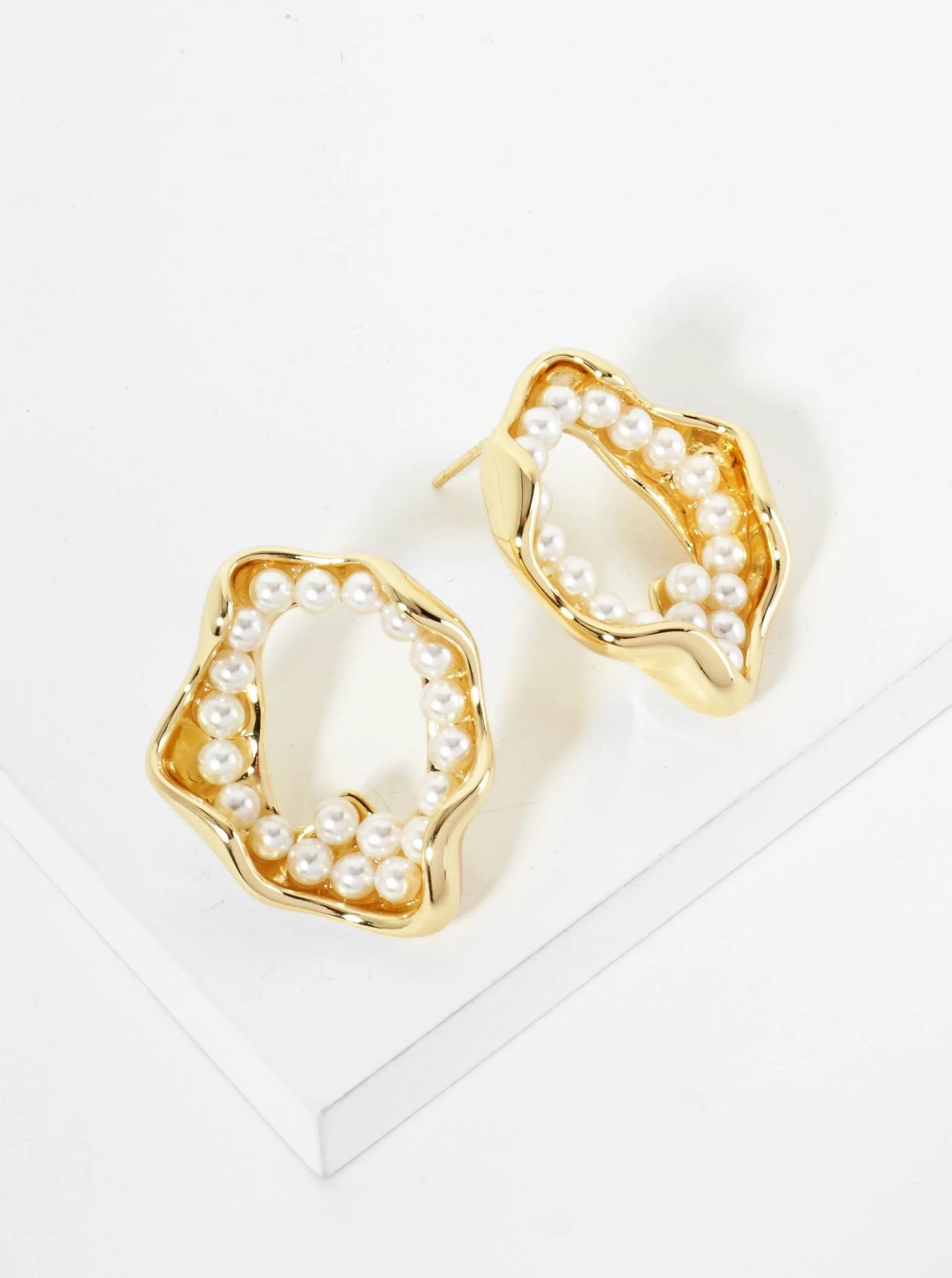 18K Gold Dipped Pearl Beaded Organic Circle Post Earrings