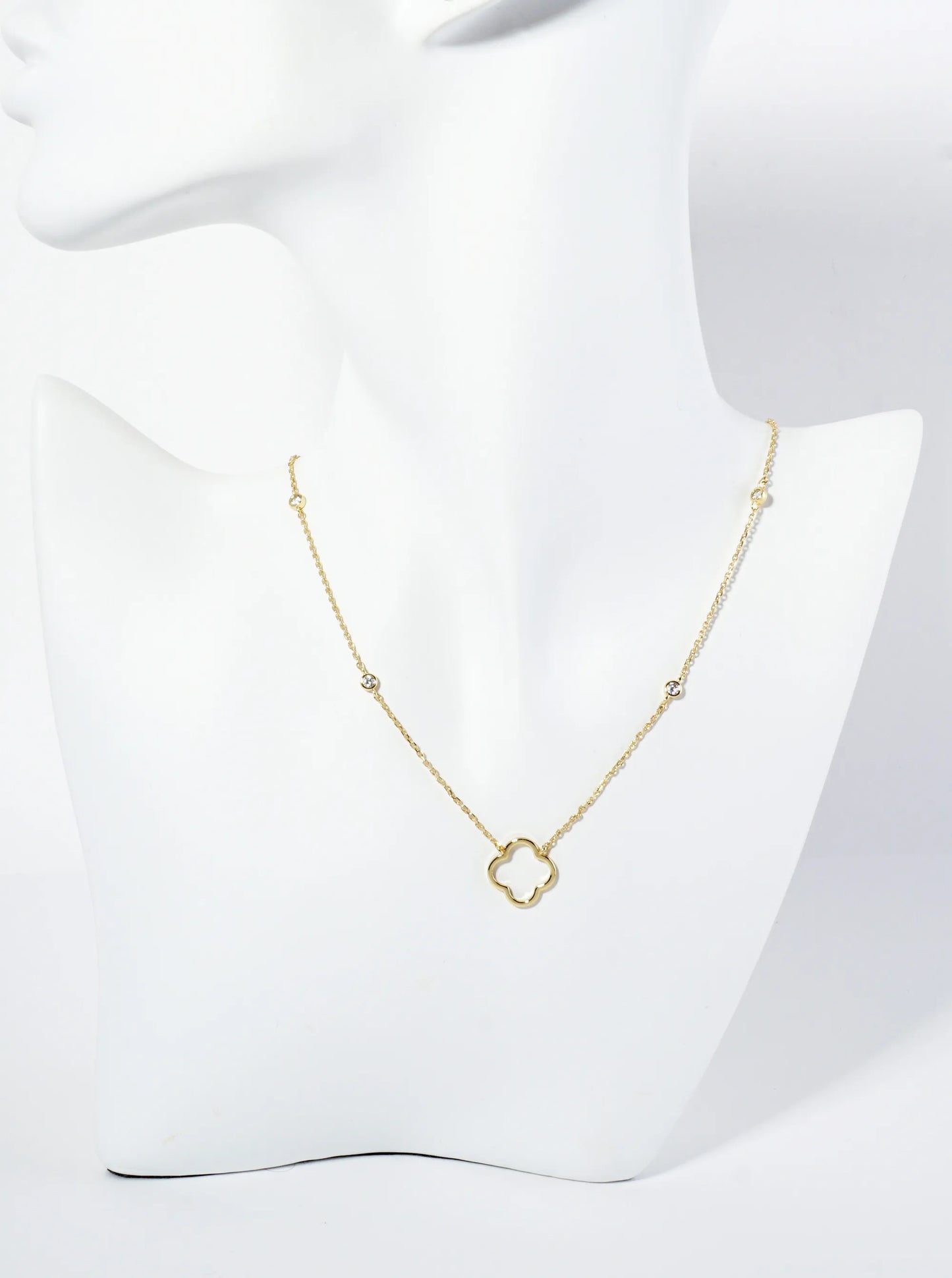 18K Gold Dipped Quatrefoil Cutout Pendant Necklace