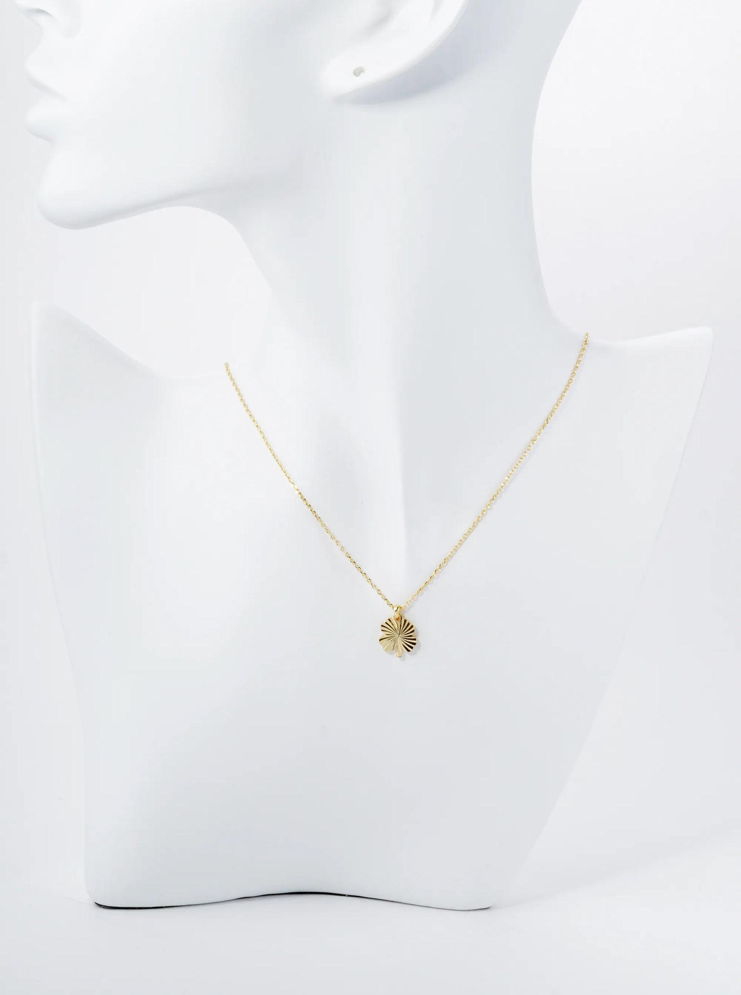18K Gold Dipped Sunburst Clover Pendant Necklace