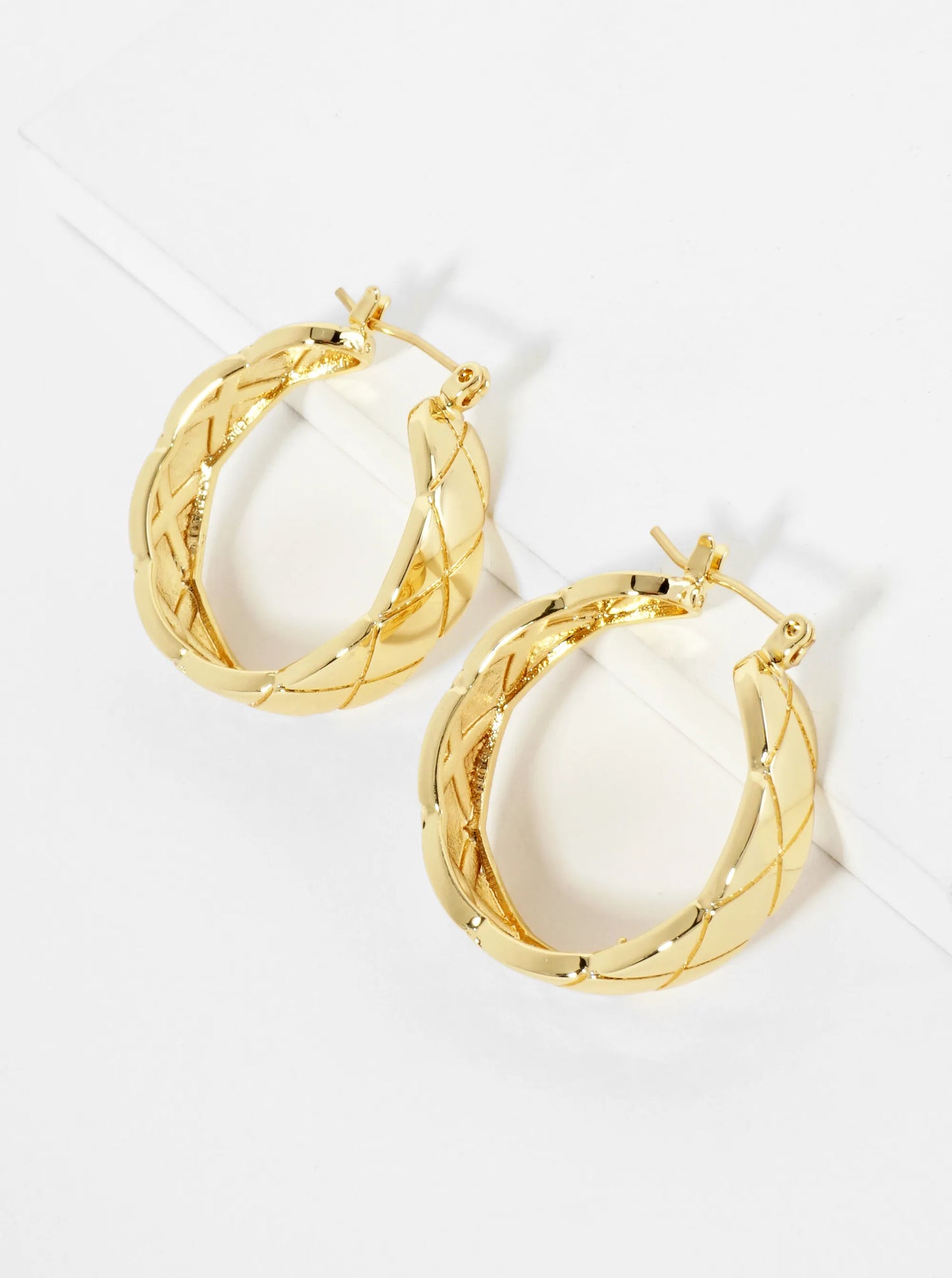 18K Gold Dipped Textured 25mm Latchback Hoop Earrings
