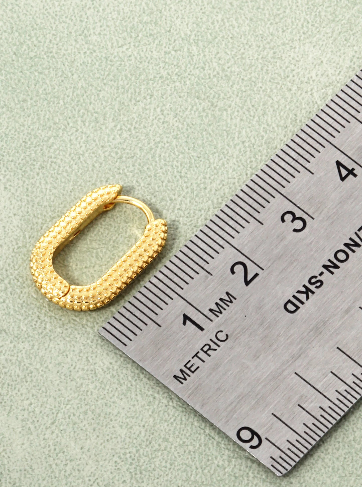 18k Gold Dipped Textured 20mm Oval Hoop Earrings