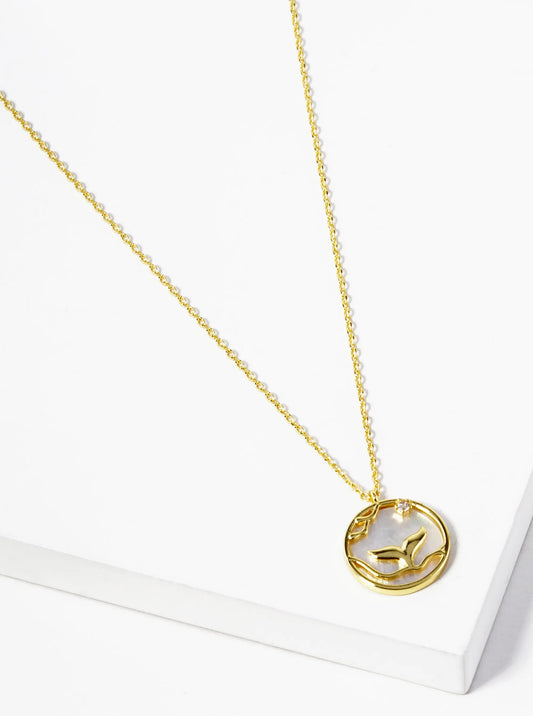18k Gold Dipped Whale Tail MOP Round Pendant Necklace