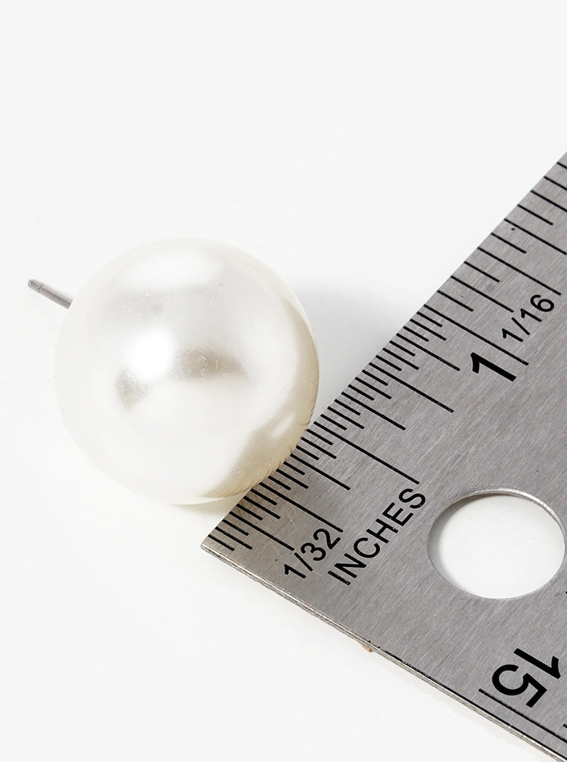18mm Pearl Post Stud Earrings