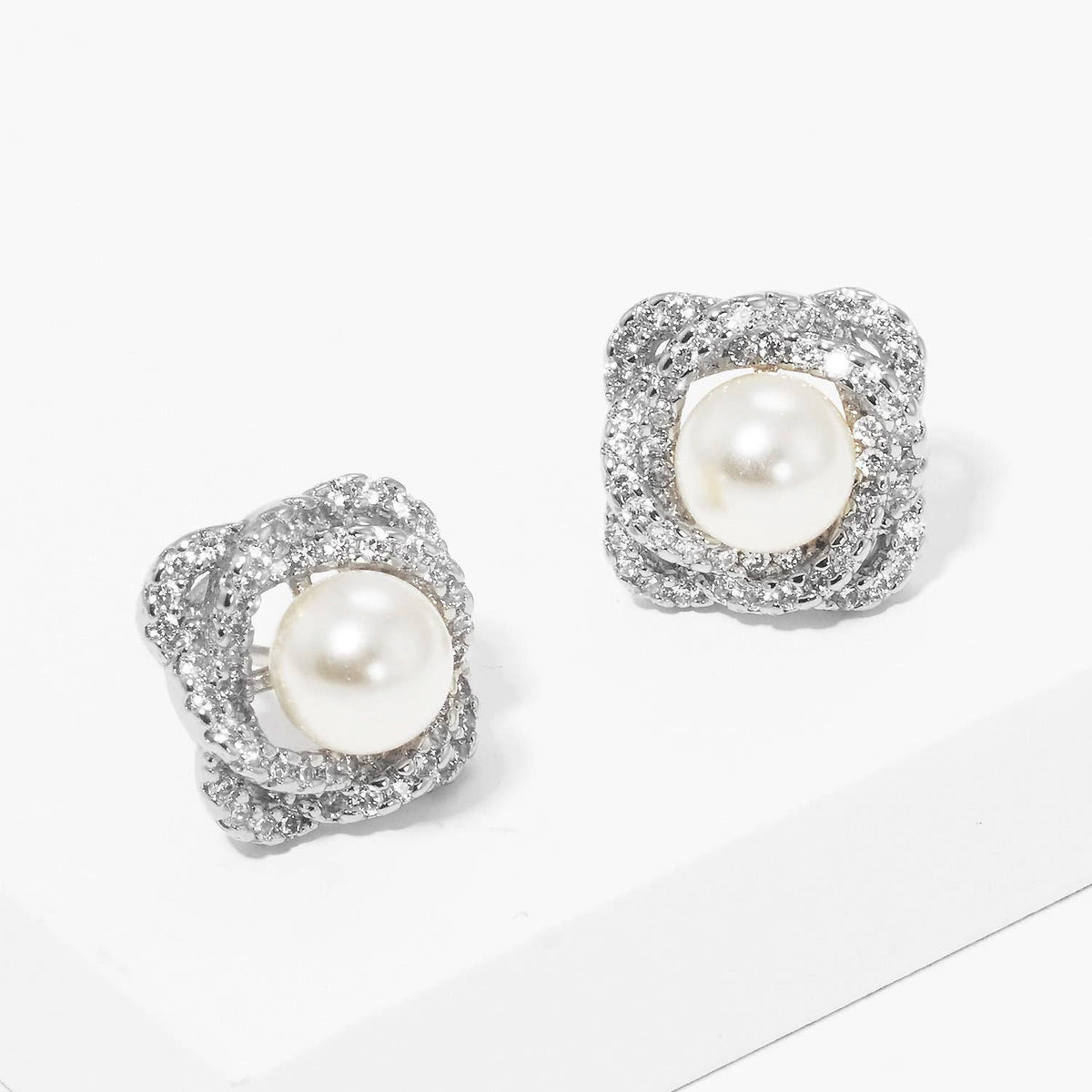 Gold Freshwater Pearl Rose Flower Earrings