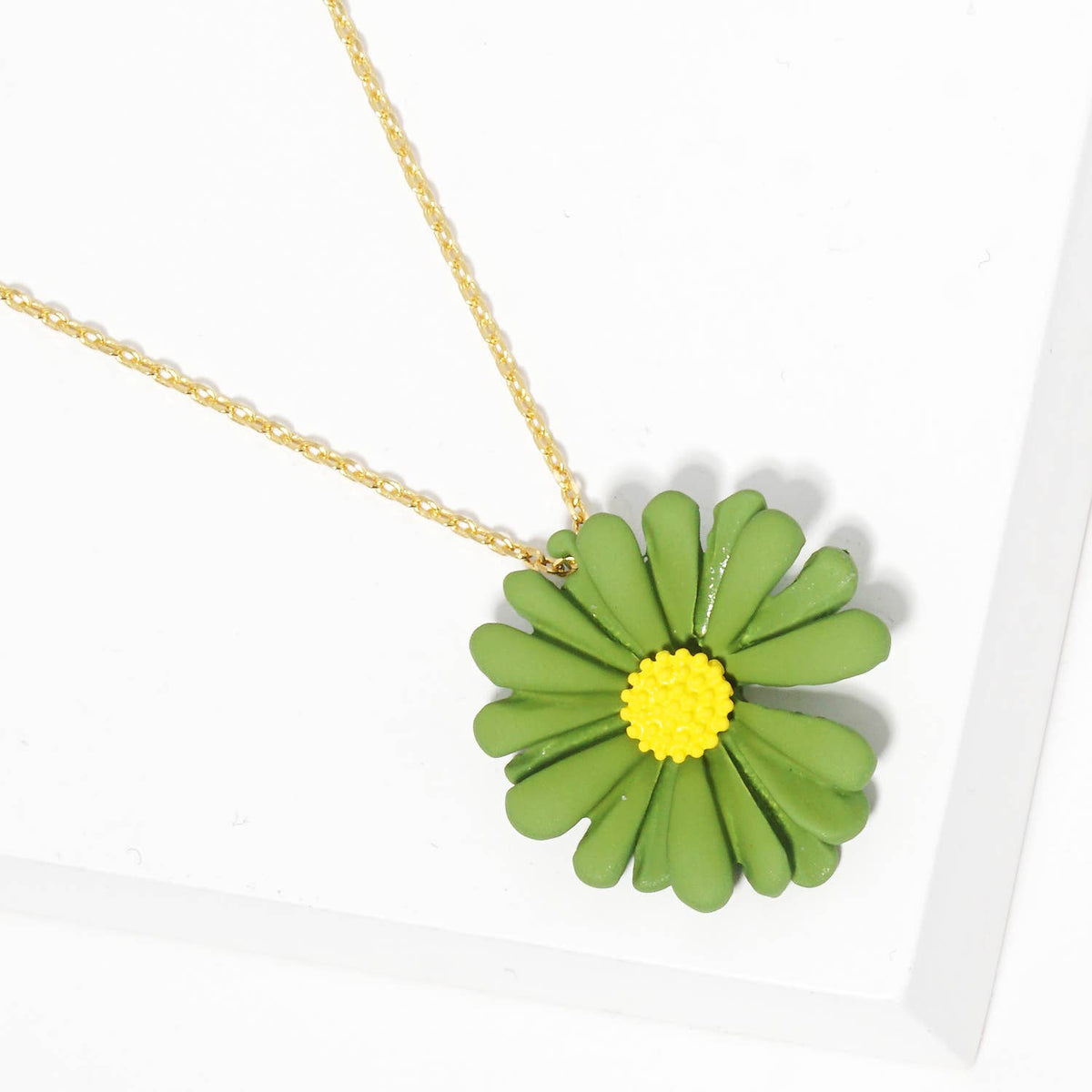 Daisy Charm Necklace