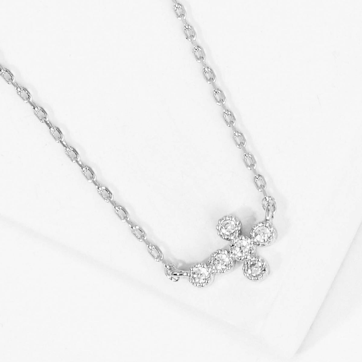 Dainty Cluster Cross Pendant Necklace