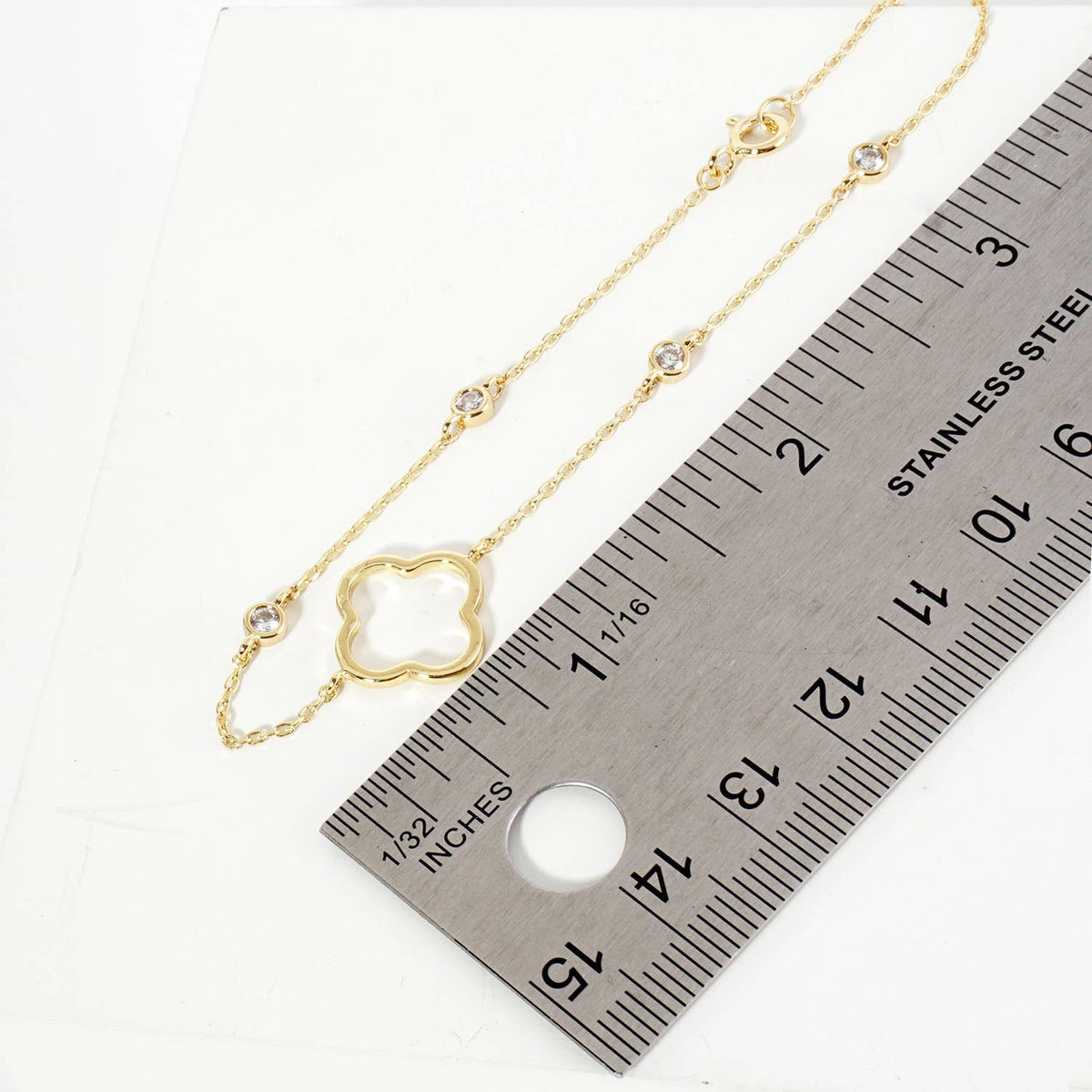 18K 15mm Quatrefoil Cutout CZ Stone Chain Bracelet