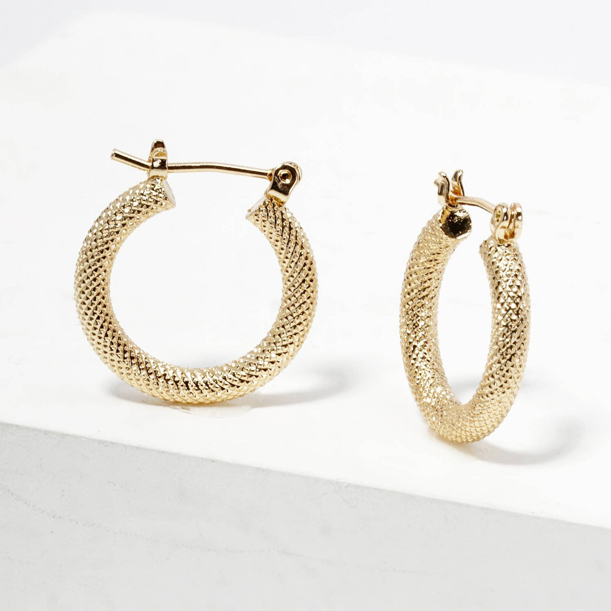 Textured Spiral Grid Hoop Earrings