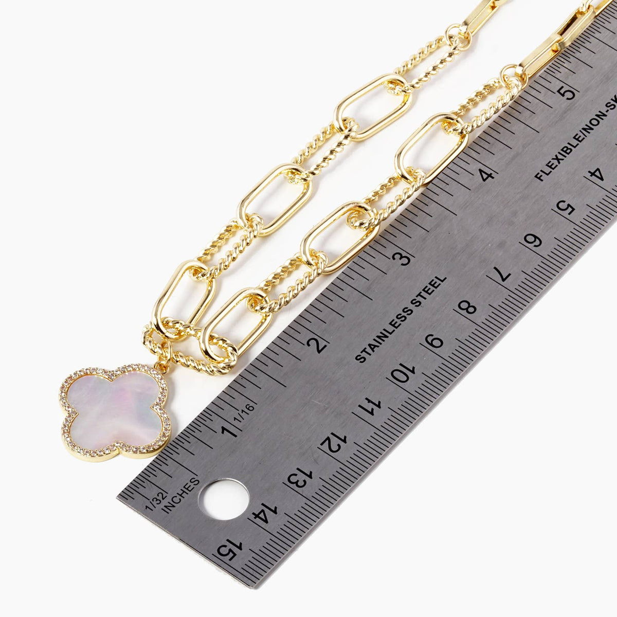 Chunky Paperclip Chain Clover Pendant Necklace
