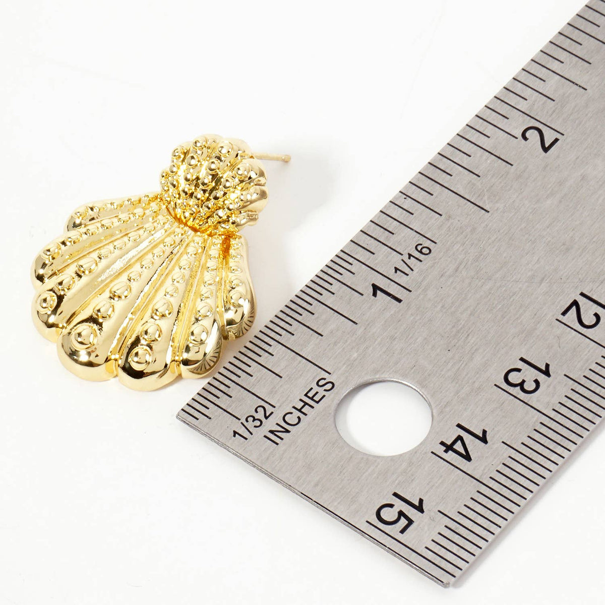 Sea-Life-Theme Ball-Texture Shell Design Post Earrings
