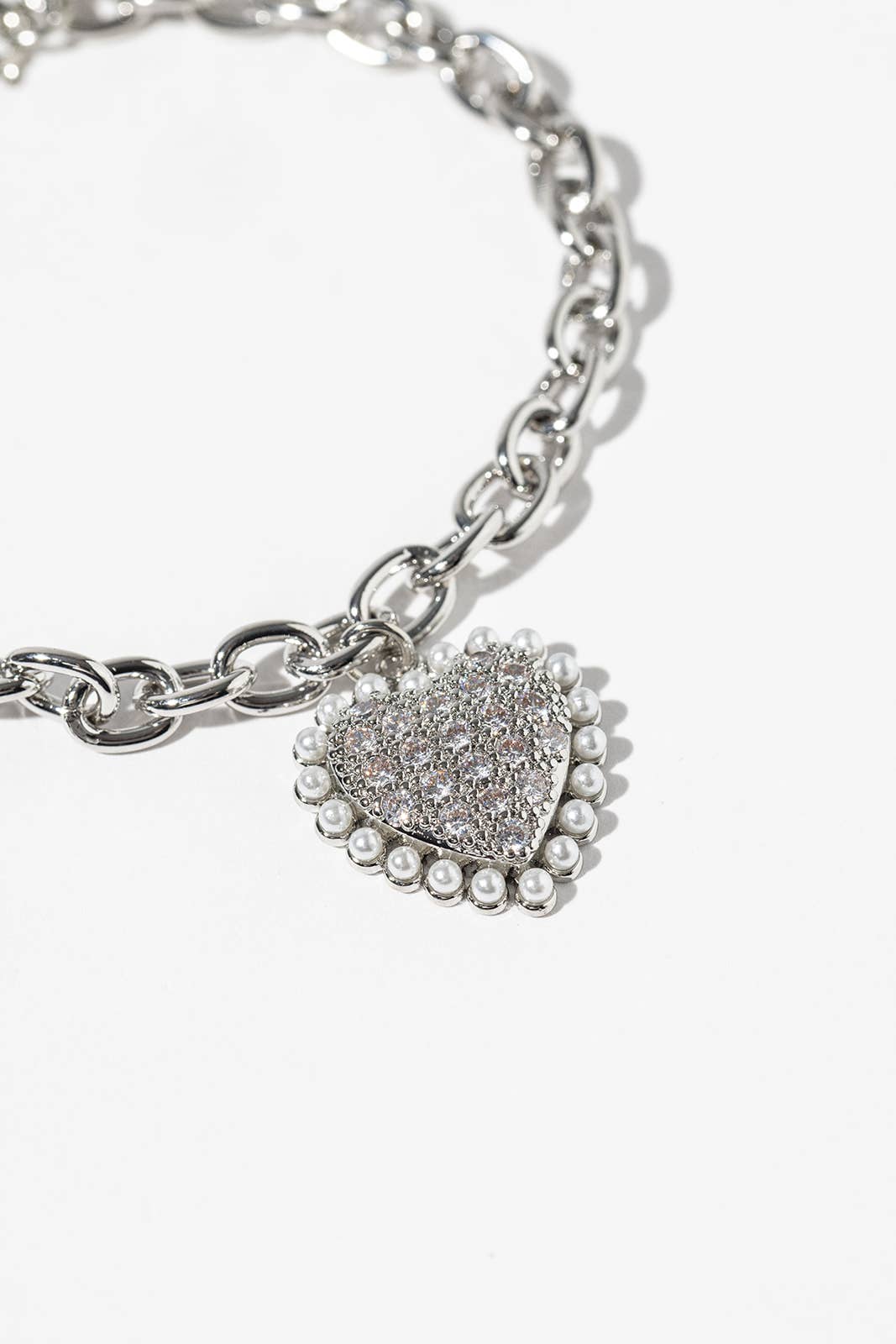 Pearl Heart Charm Bracelet with Magnetic Clasp