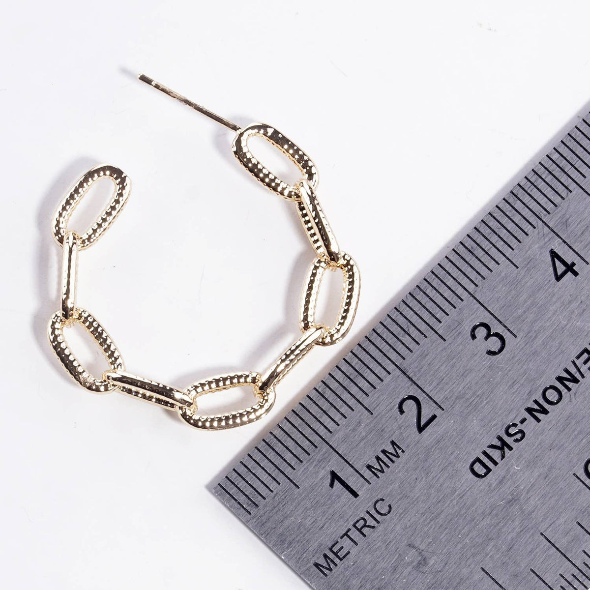 Textured Geometric Link Hoop Earrings