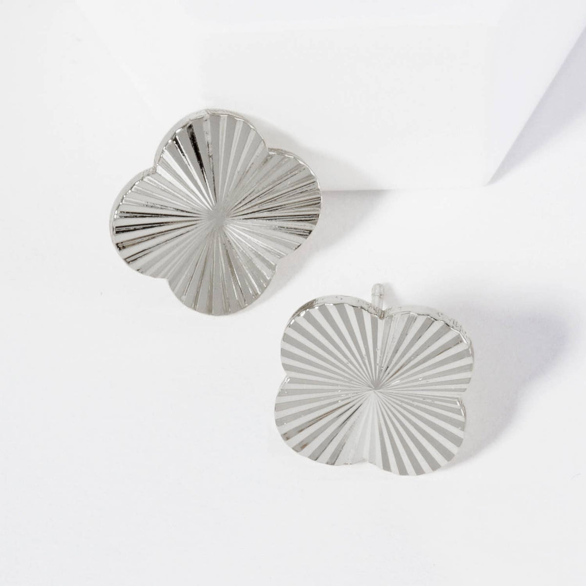 Sunburst Texture 14mm Quatrefoil Stud Earrings