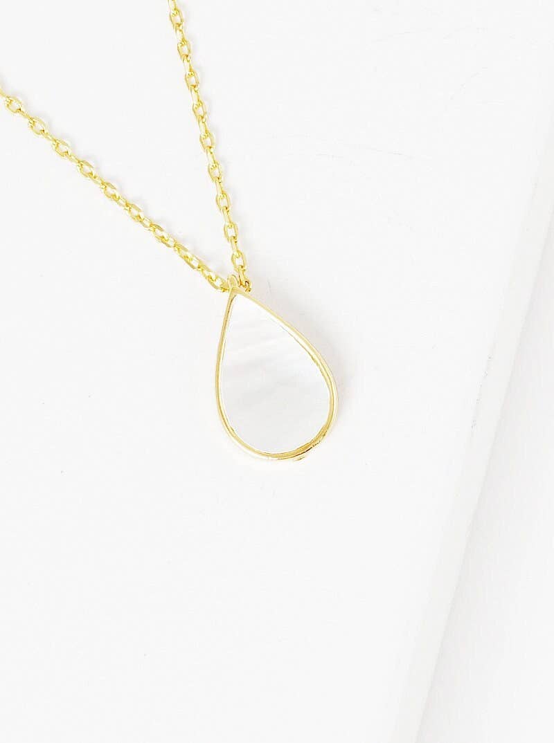 White Shelled Water Drop Necklace