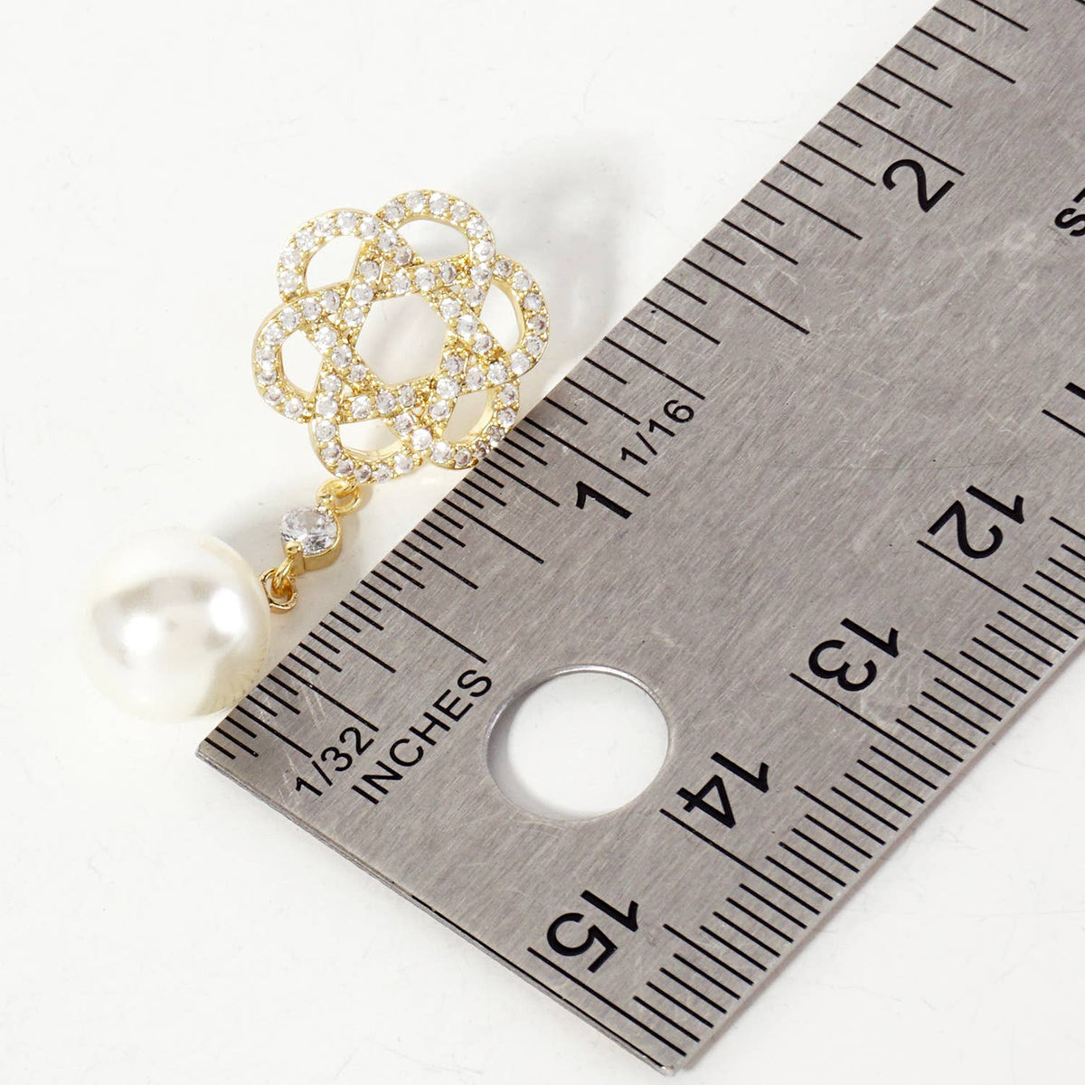 Botanical-Theme 10mm Pearl Drop Pave-Set Gold-Dipped Earring