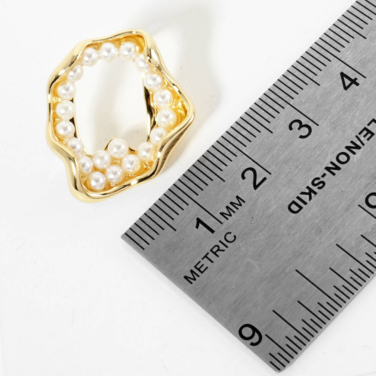 18K Gold Dipped Pearl Beaded Organic Circle Post Earrings