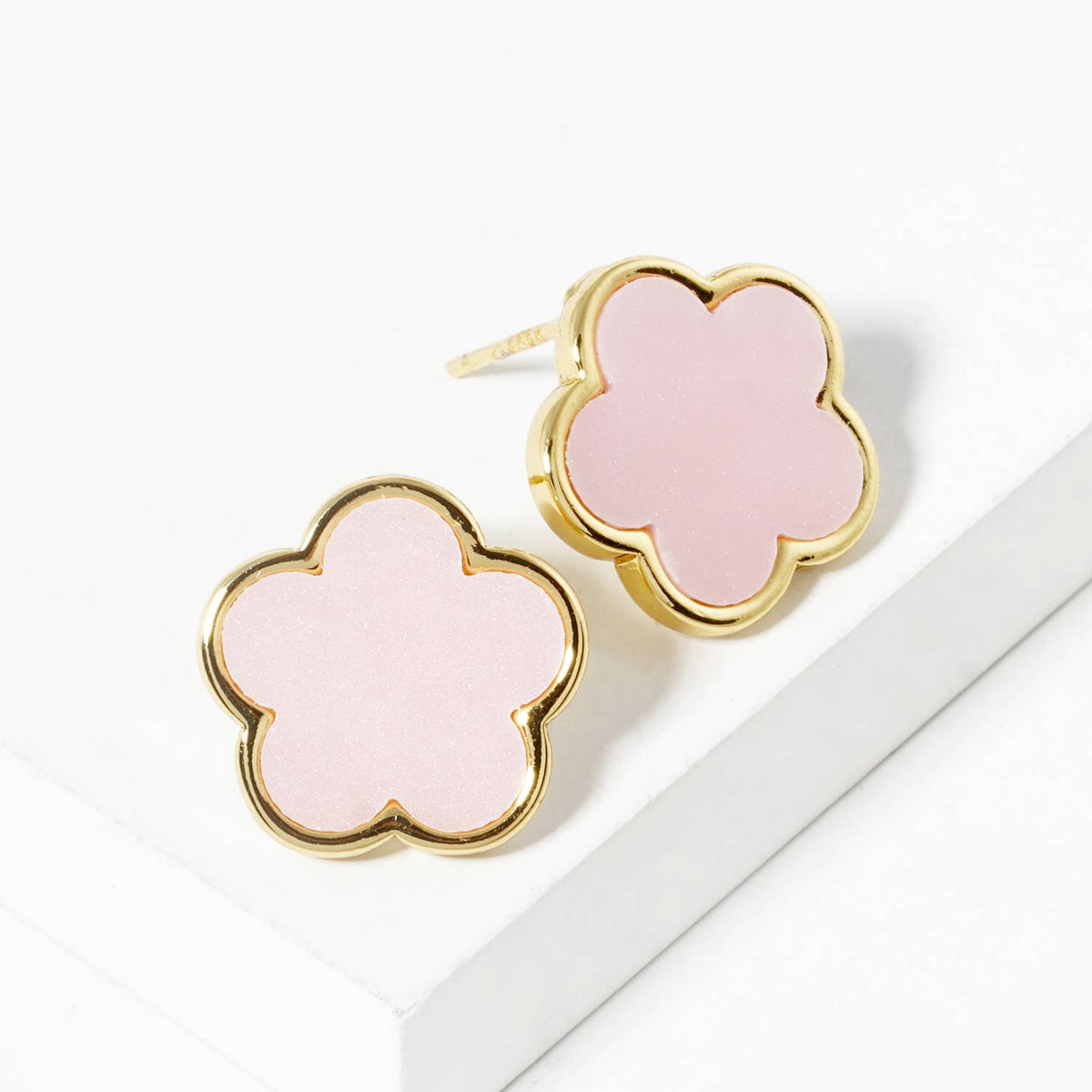 Minimalist Dainty Clover Flower Stud Earrings