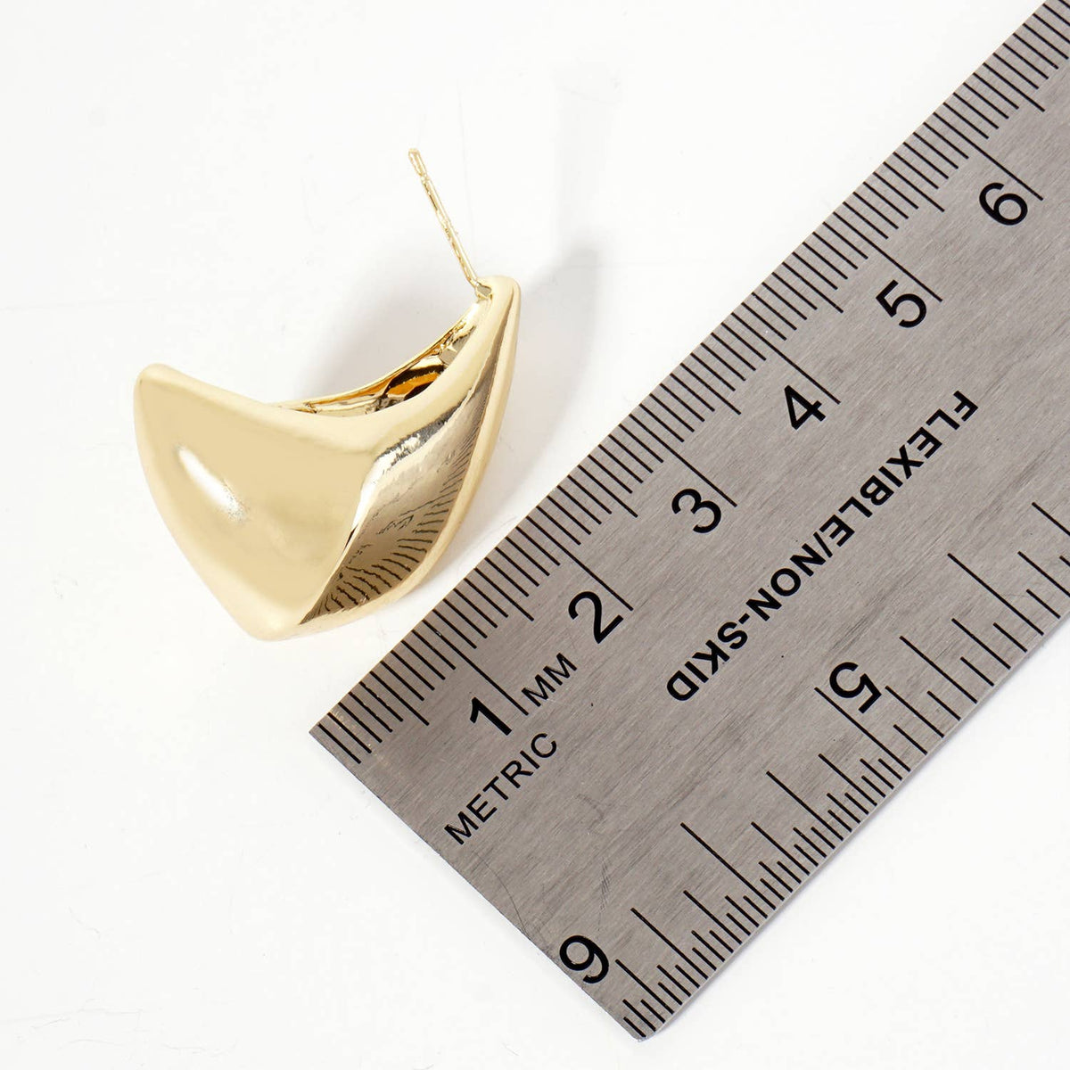 8mm Modern Hollow Teardrop Hoop Earrings