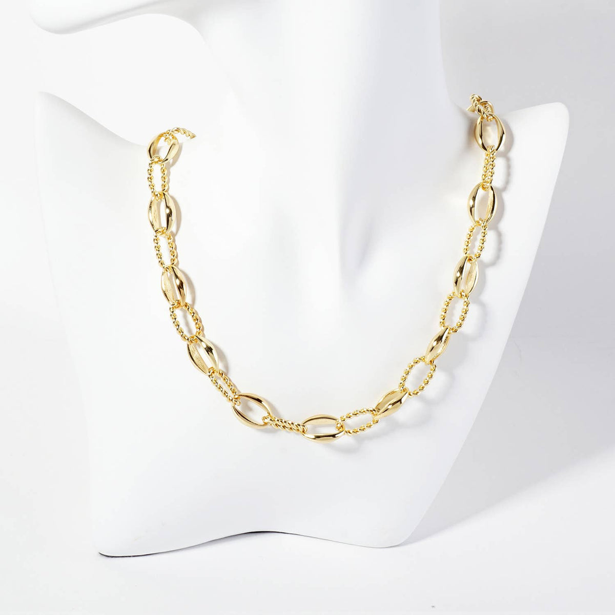 Rope-Texture Polished Brass Chain Necklace