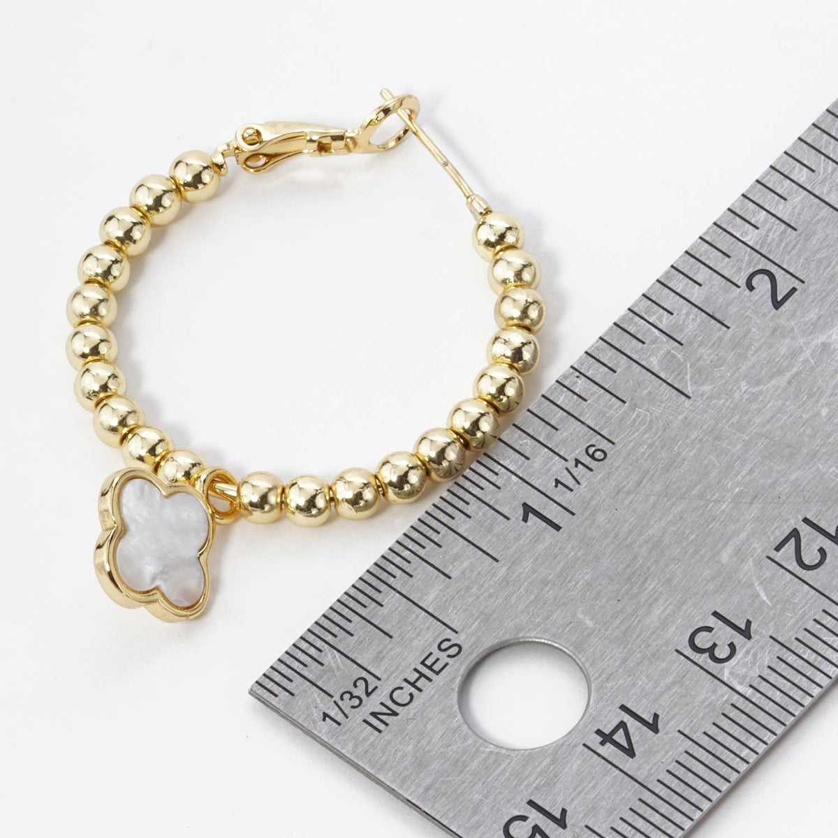 12MM QUATREFOIL DROP 30MM BALL BEADED LEVERBACK HOOP
