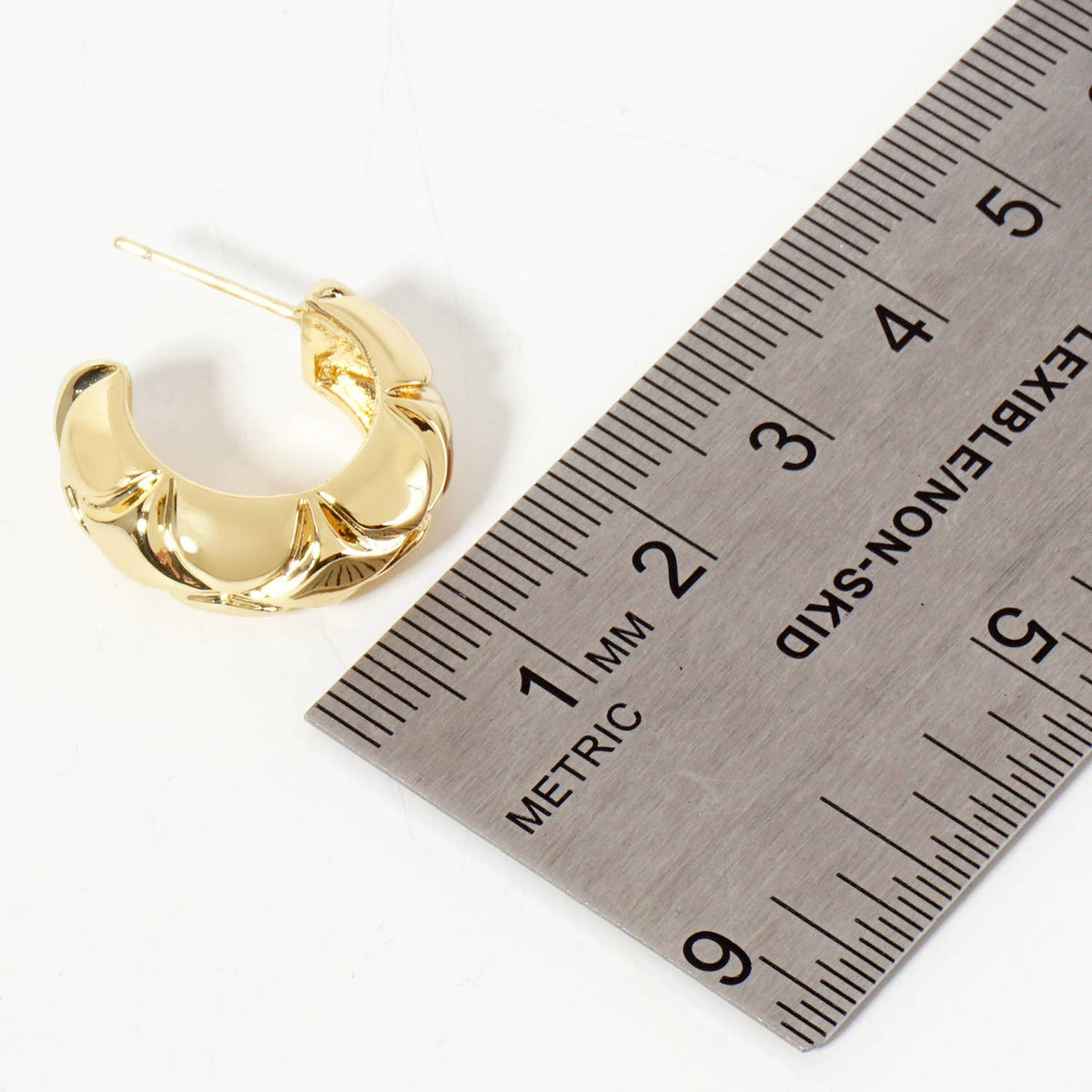 Polished Brass Diamond-Shaped Patterns Hoop Earrings