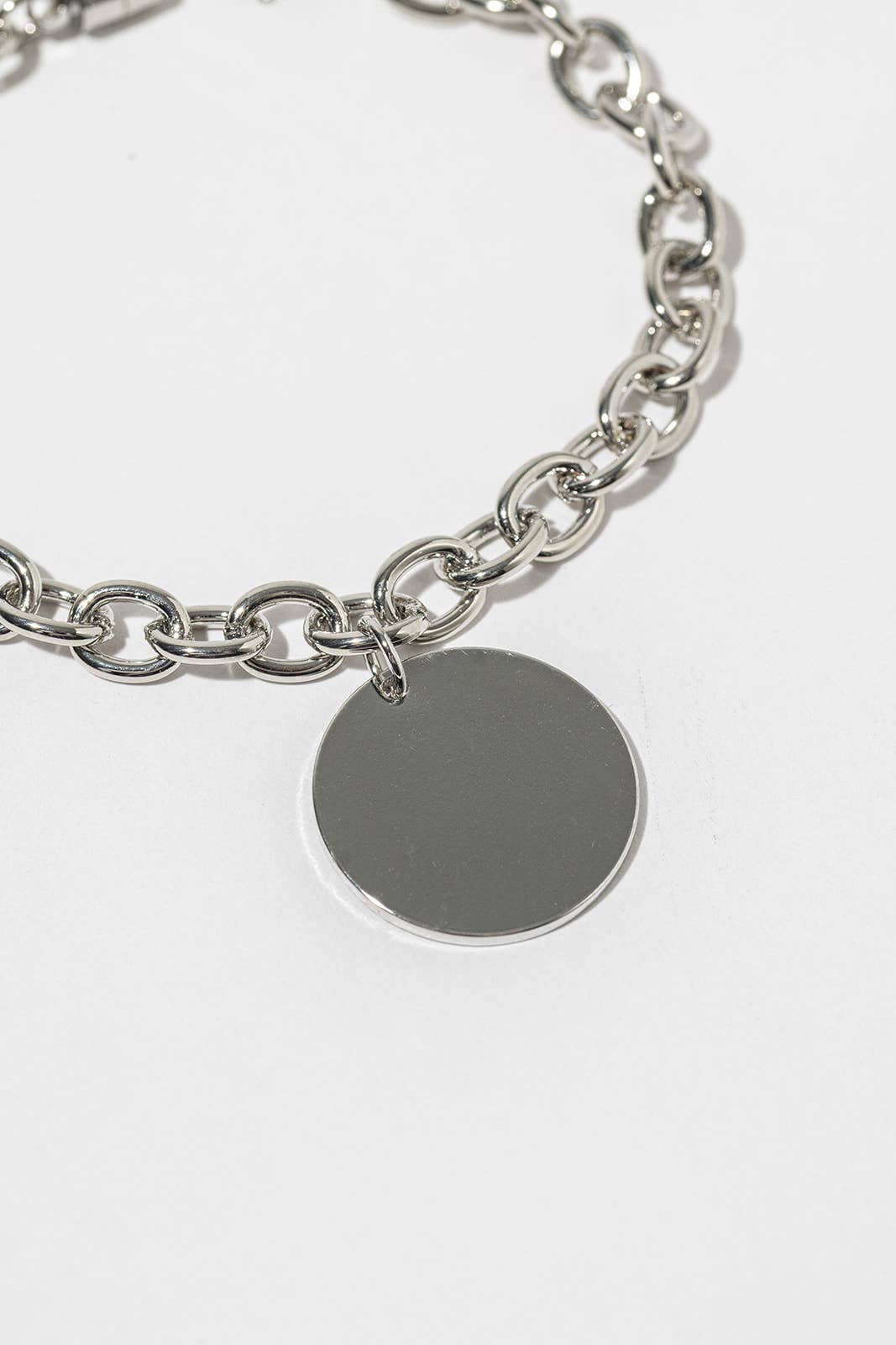 Minimalist Magnetic Clasp Round Disc Chain Bracelet