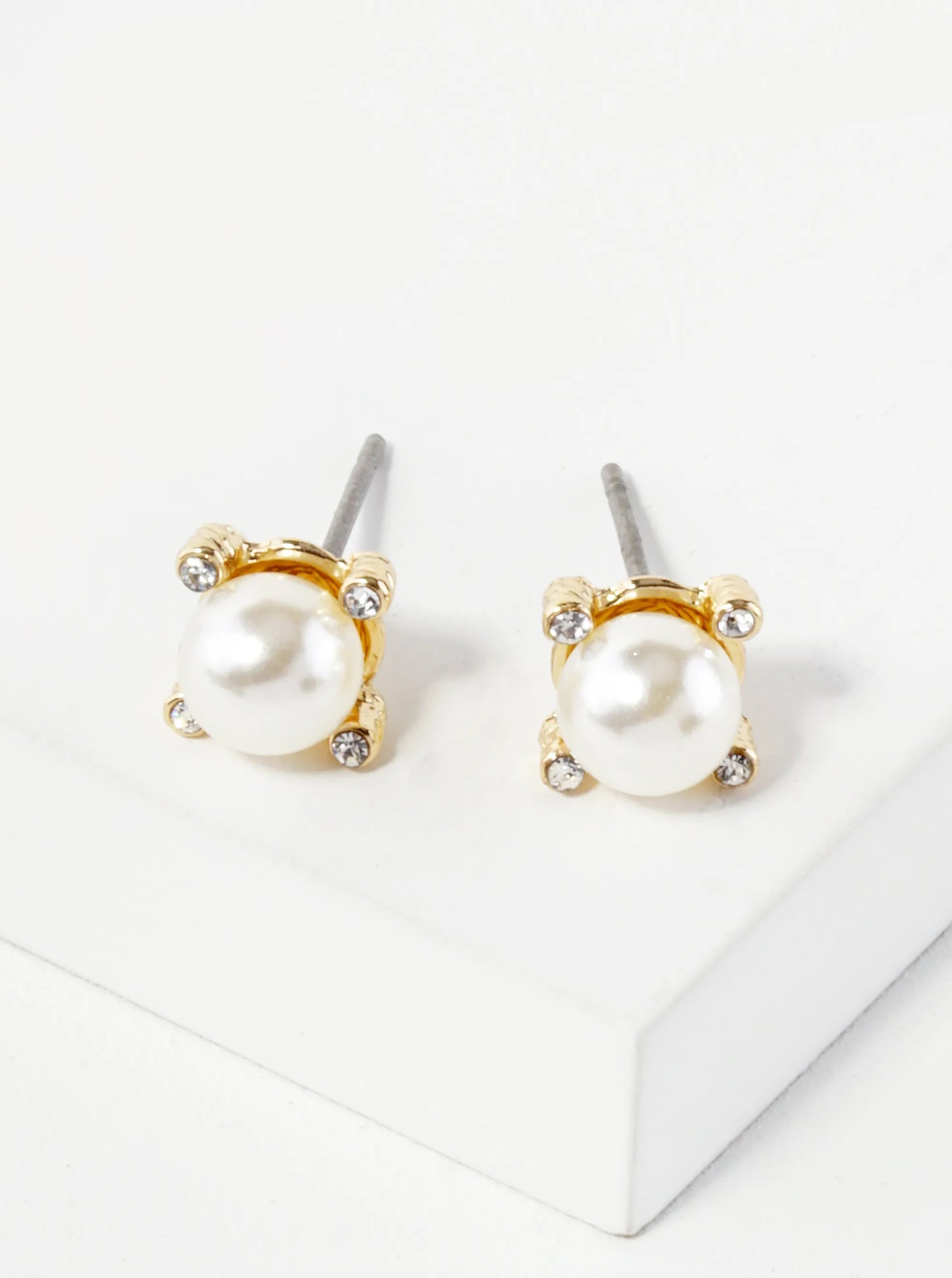 6mm Pearl Bead 4-Prong Stud Earrings