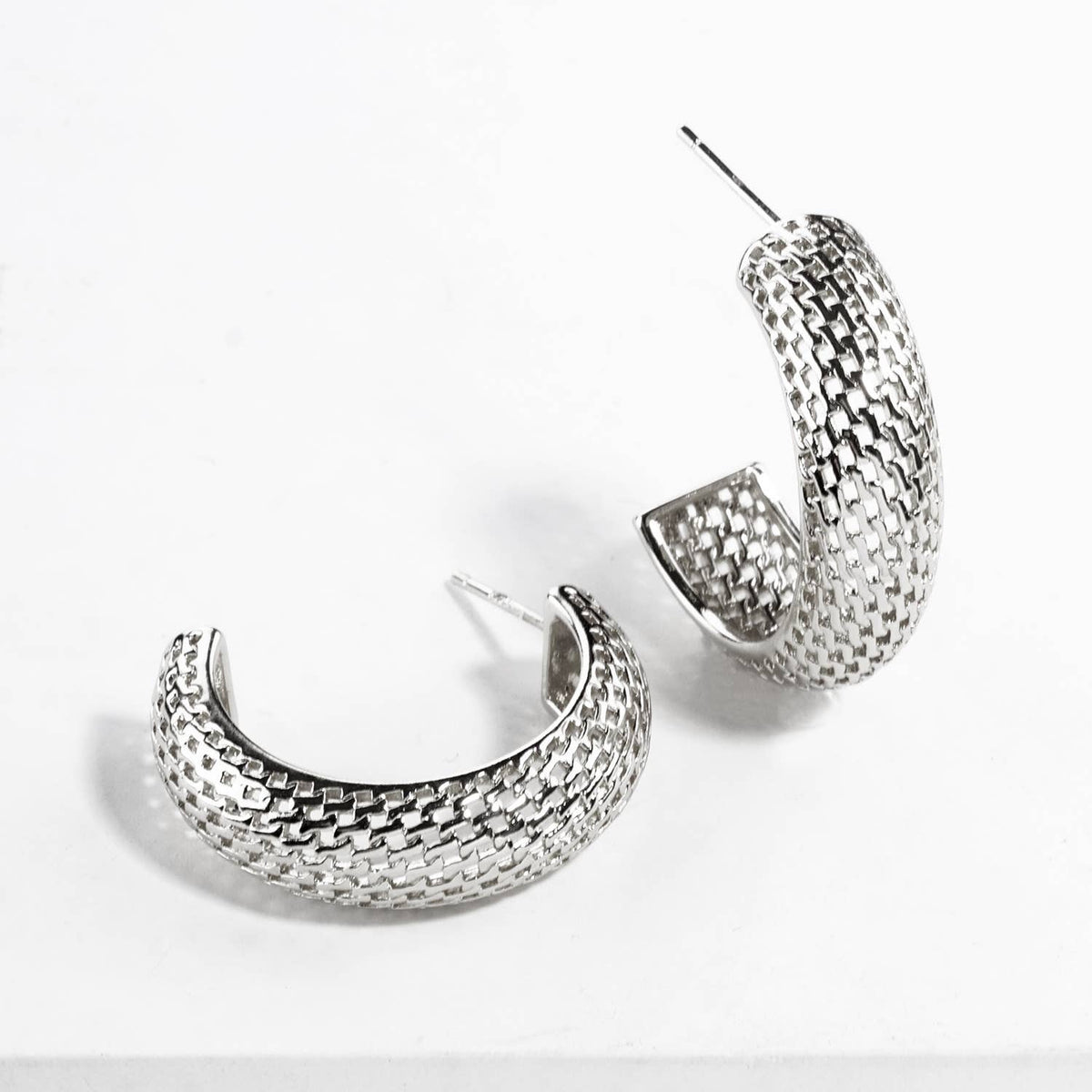 Geometric Spiral Grid C-Shape Hoop Earrings