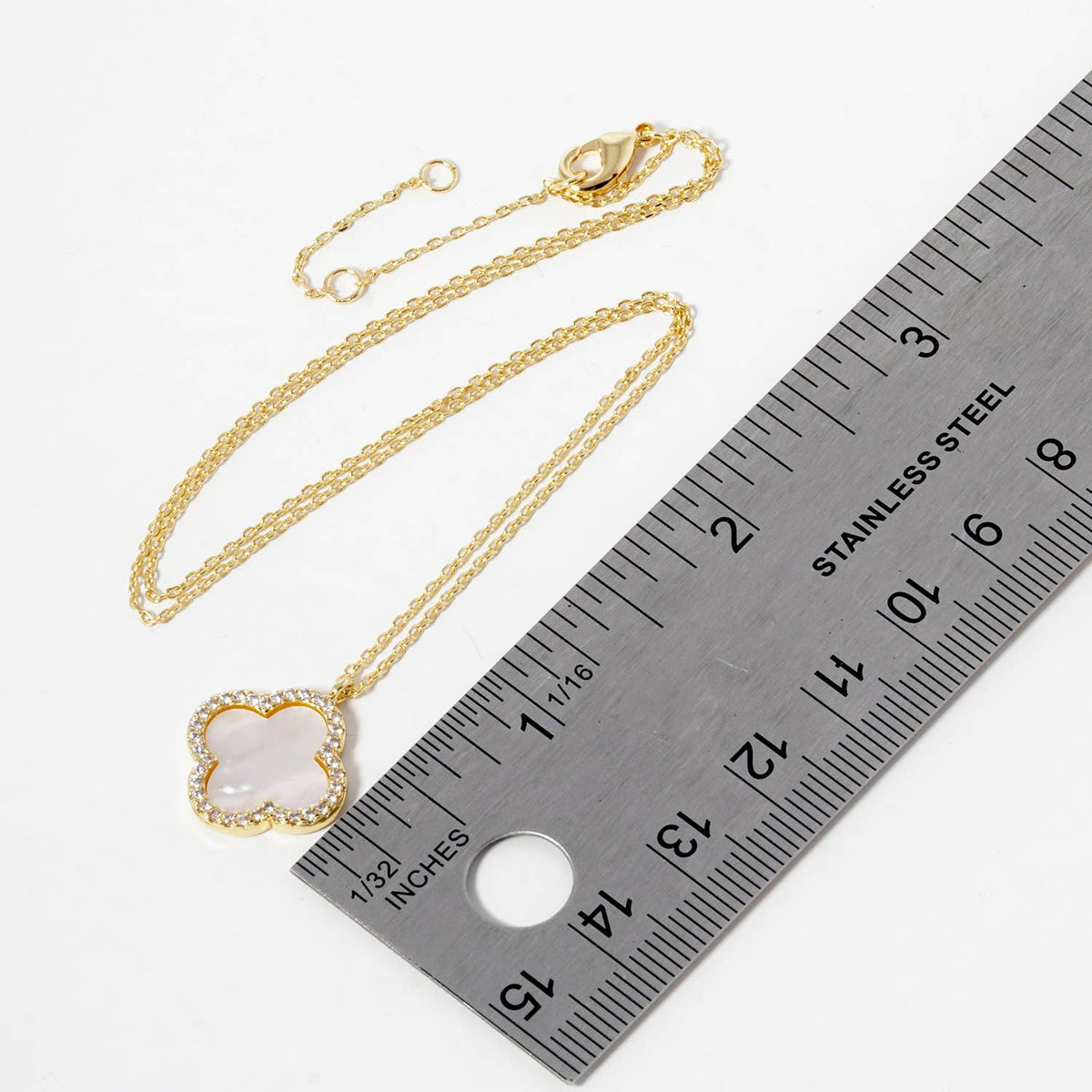 Elegant Pavé Edge Four-Leaf Clover Pendant Necklace