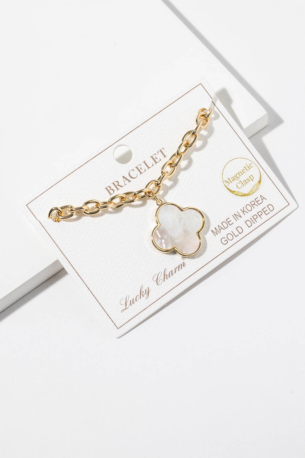 Clover Charm Bracelet with Easy-Wear Magnetic Clasp