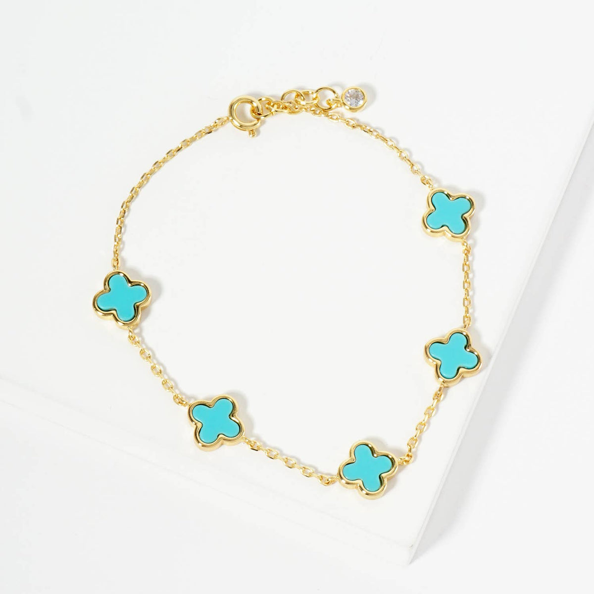 Elegant Clover Charm Chain Bracelet