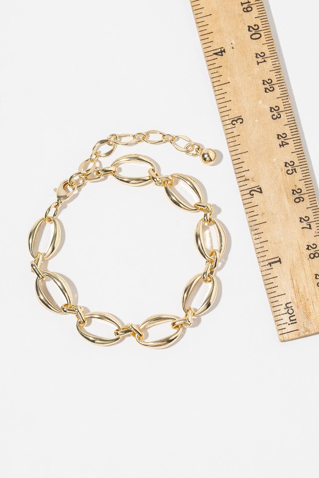 High-Shine Oval Link Statement Anklet