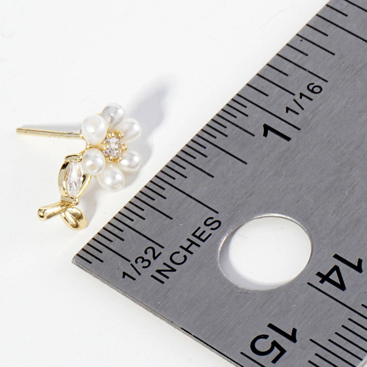 Pearl Cubic Zirconia Flower Stud Earrings / 18K Gold Dipped