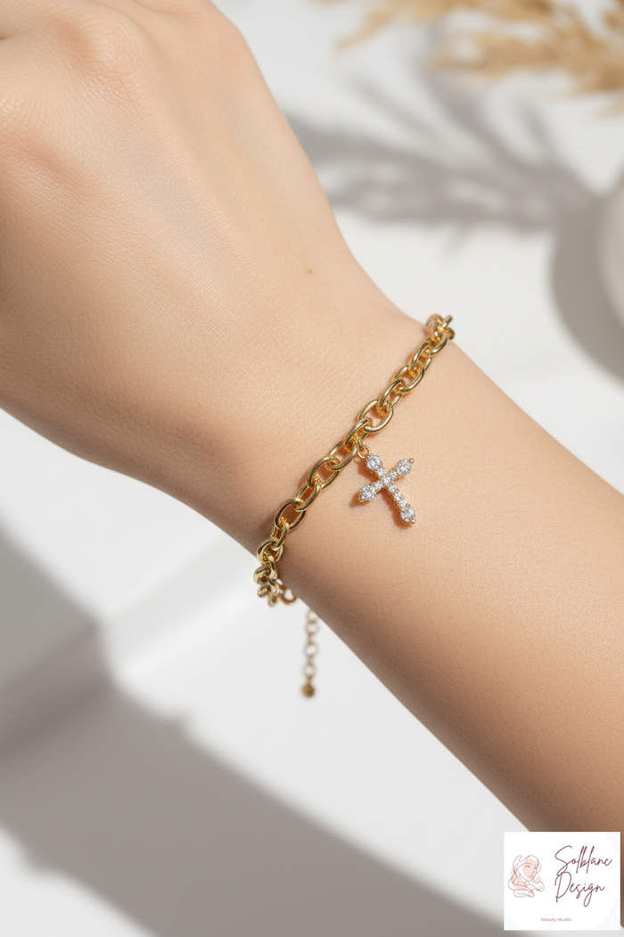 Cubic Zirconia Cross Charm Link Bracelet with Magnetic Clasp