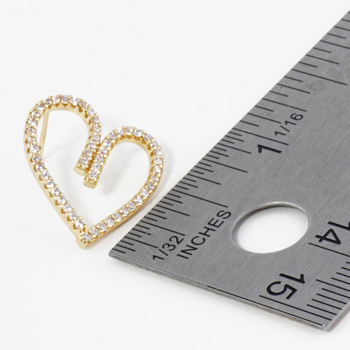 18K GOLD DIPPED PAVE CUBIC ZIRCONIA HEART STUD EARRINGS