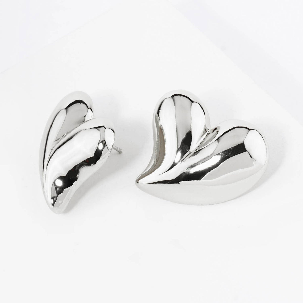 18K GOLD DIPPED CHUNKY HEART STUD EARRINGS