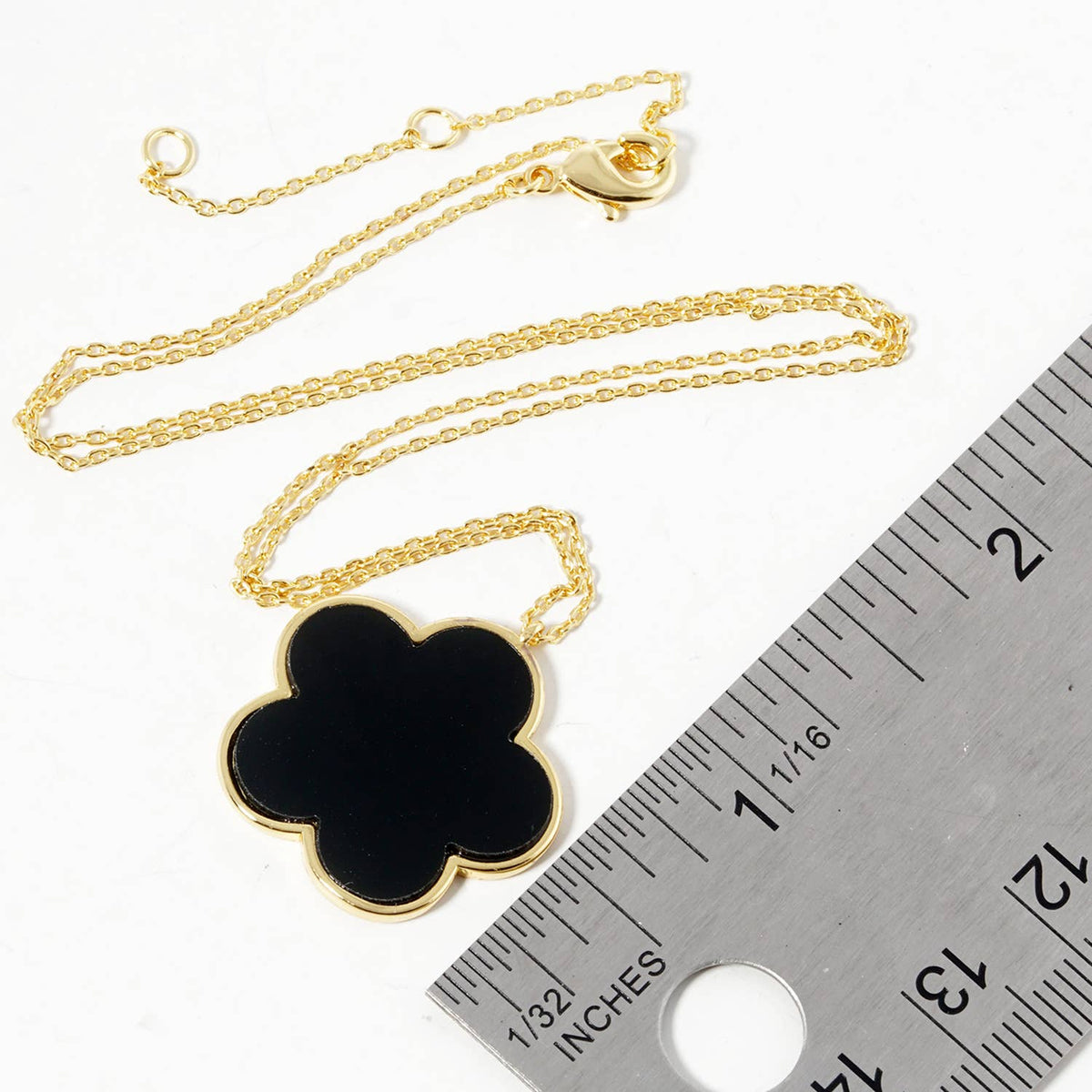 Minimalist Six-Petal Flower Pendant Necklace