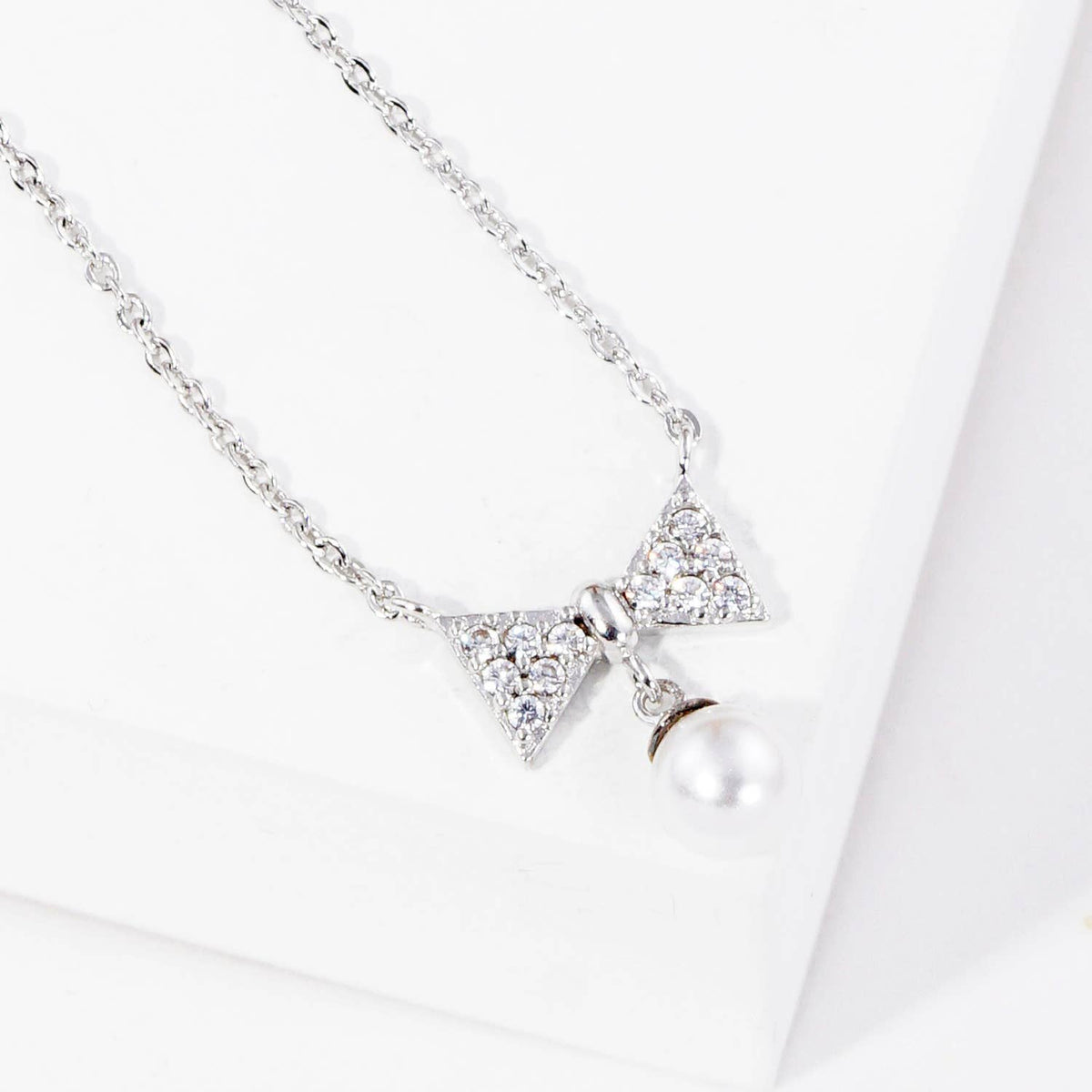 Dainty Bow and Pearl Bridesmaid Necklace