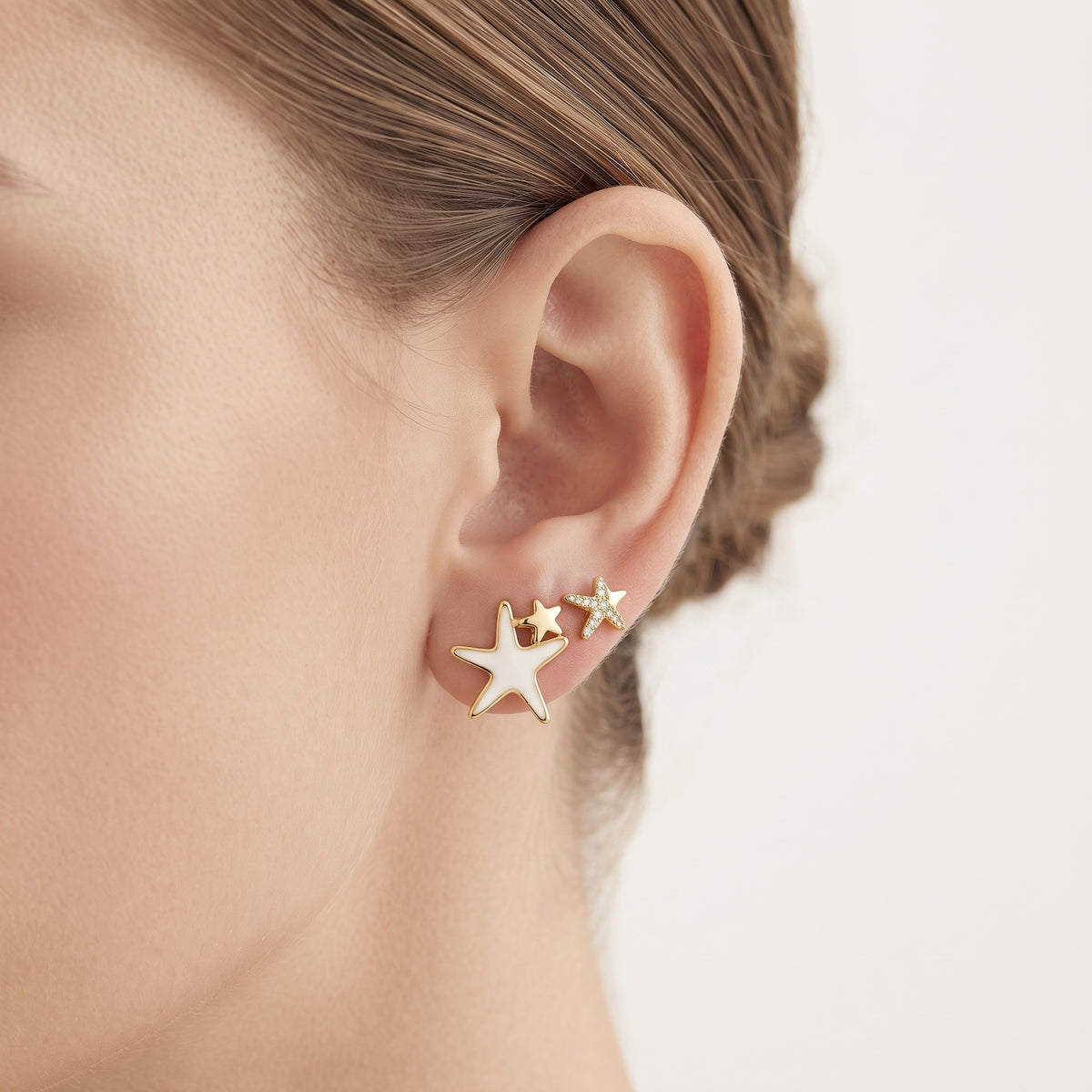 Star Outline Stud Earrings | BE330 — BE330-M.jpg