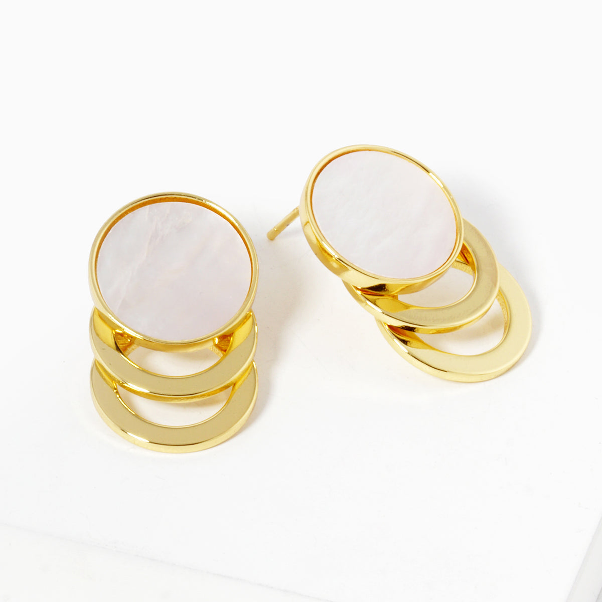 Round White-Center Double Loop Earrings | BE335 — BE335GCM.jpg