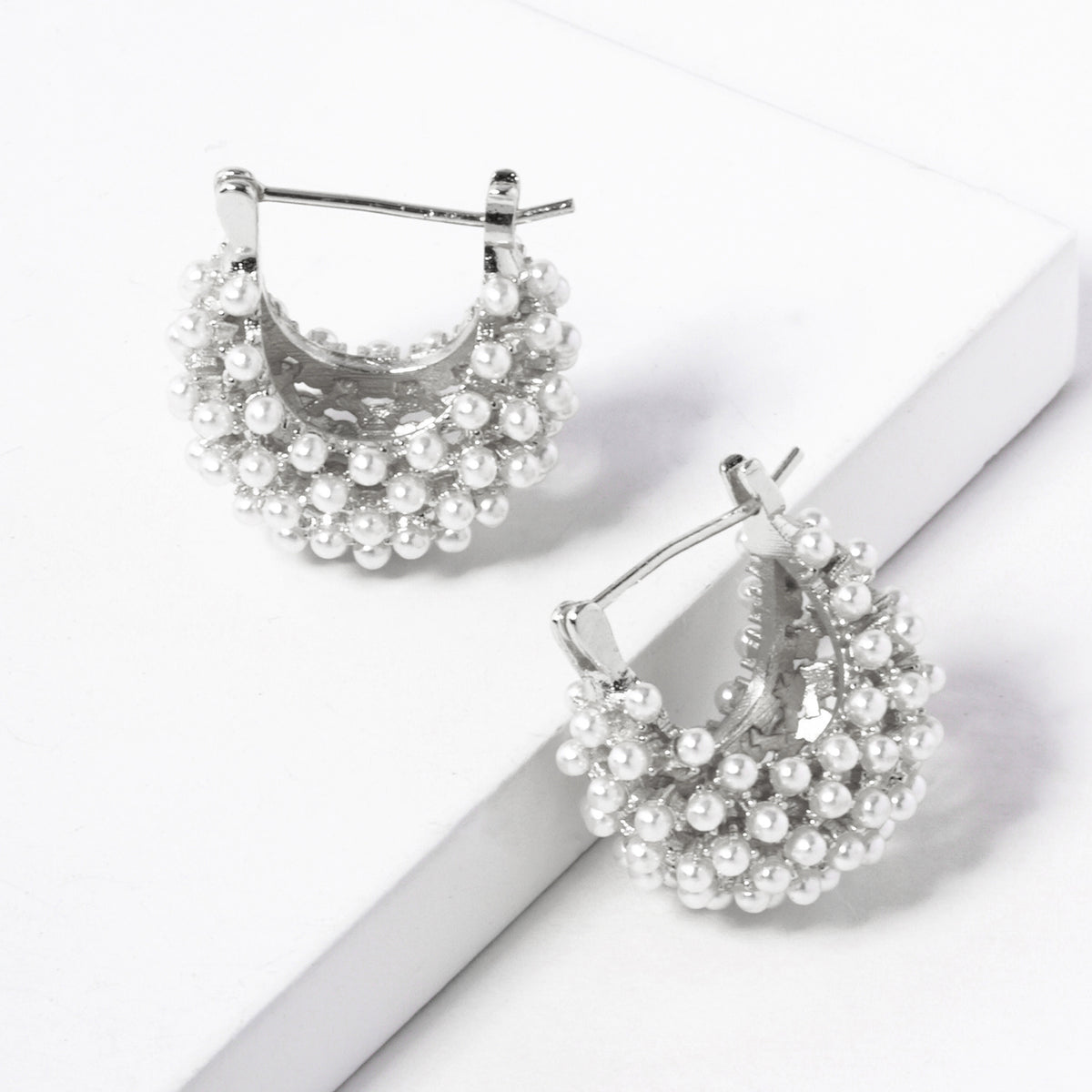 Beaded Curved Hoop Earrings | BE338 — BE338RWH.JPG