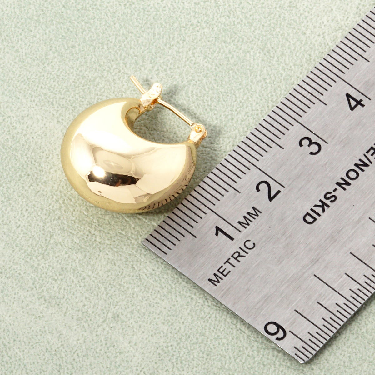 BE344 Rounded Dome Hoop Earrings - BE344-SIZE.JPG