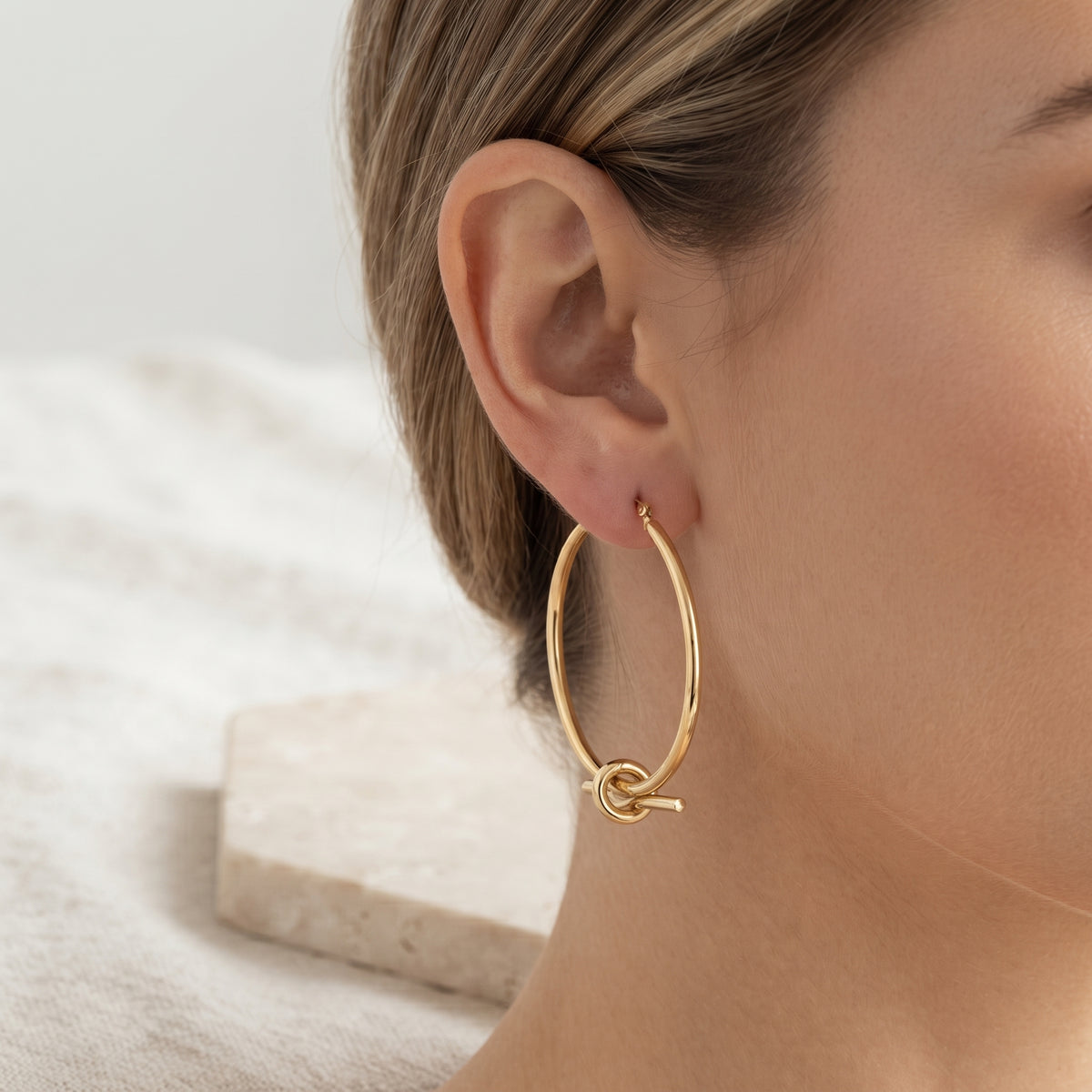 BE357 Knot Detail Round Hoop Earrings BE357-M.jpg